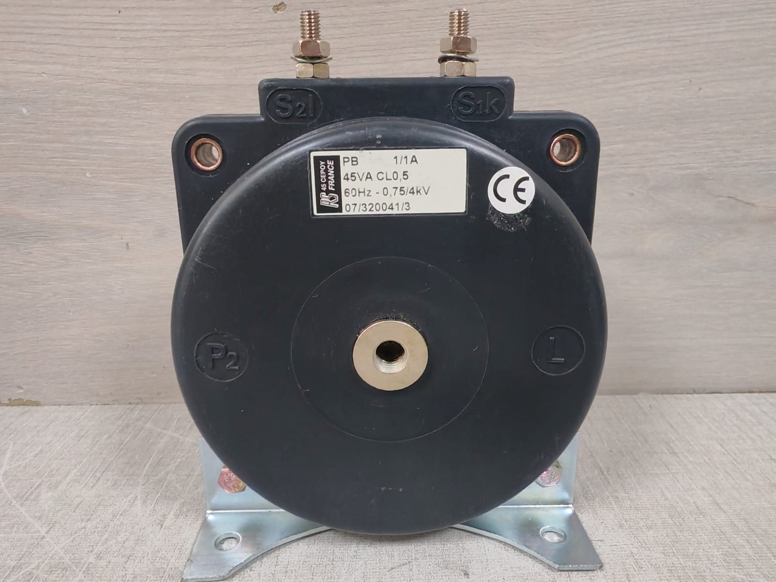 RS45 CEPOY PB 1/1A RS45 CEPOY PB 1/1A 45VA CL0.5 CURRENT TRANSFORMER 2