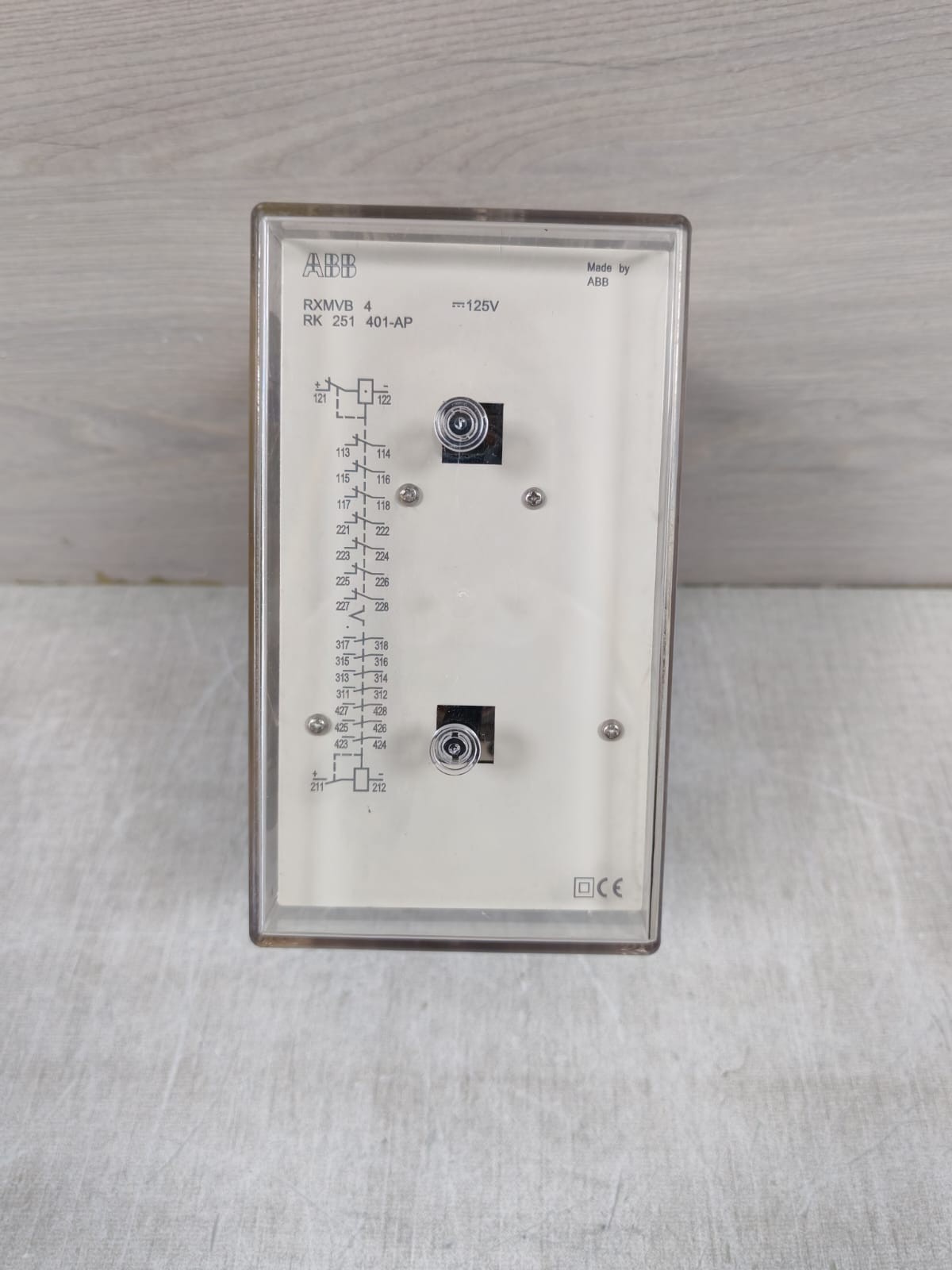 ABB RXMVB 4 RK 251 401-AP RELAY 125V