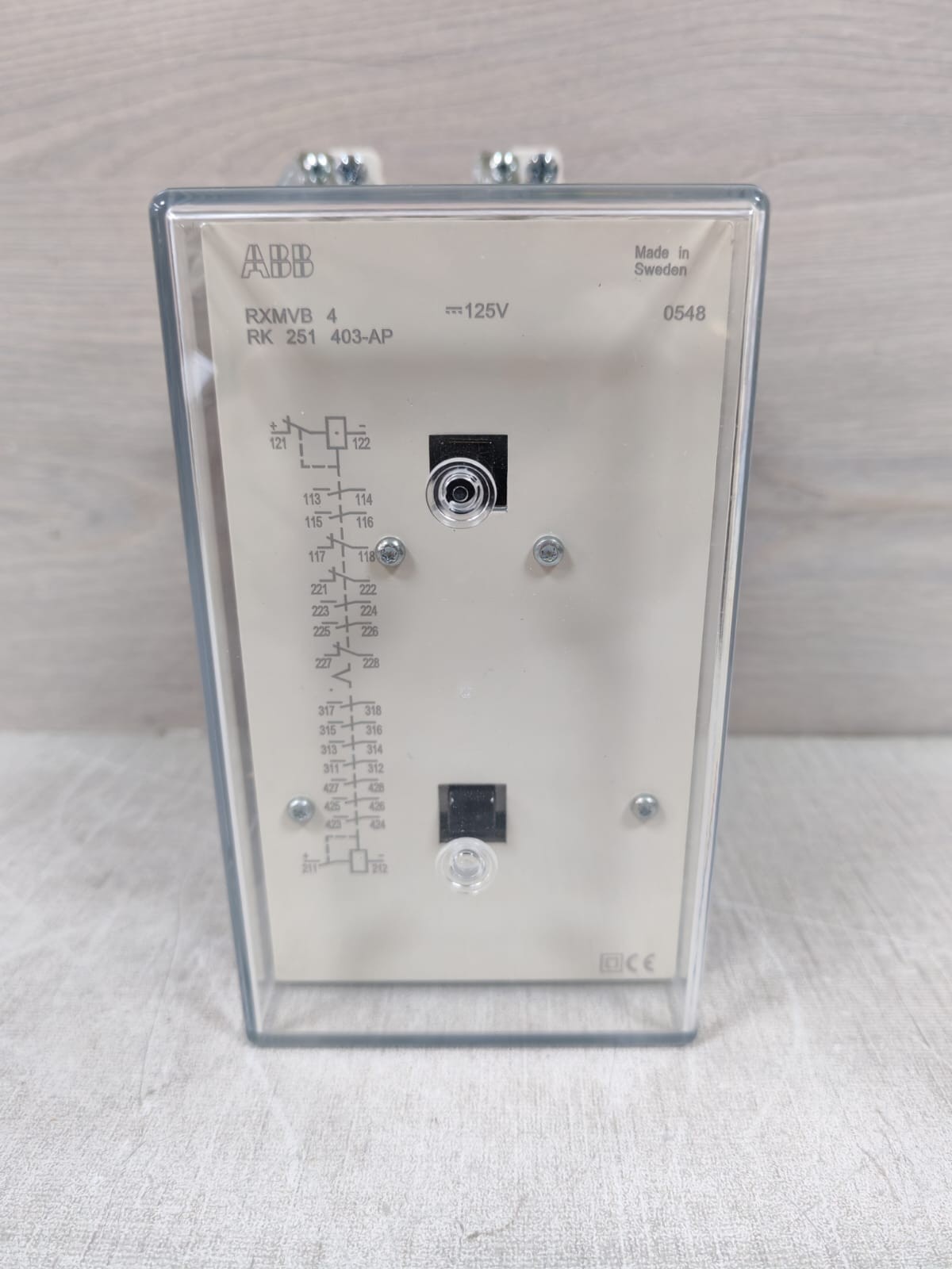 ABB RXMVB 4 RK251 403-AP ABB RXMVB 4 RK251 403-AP RELAY 125V 2