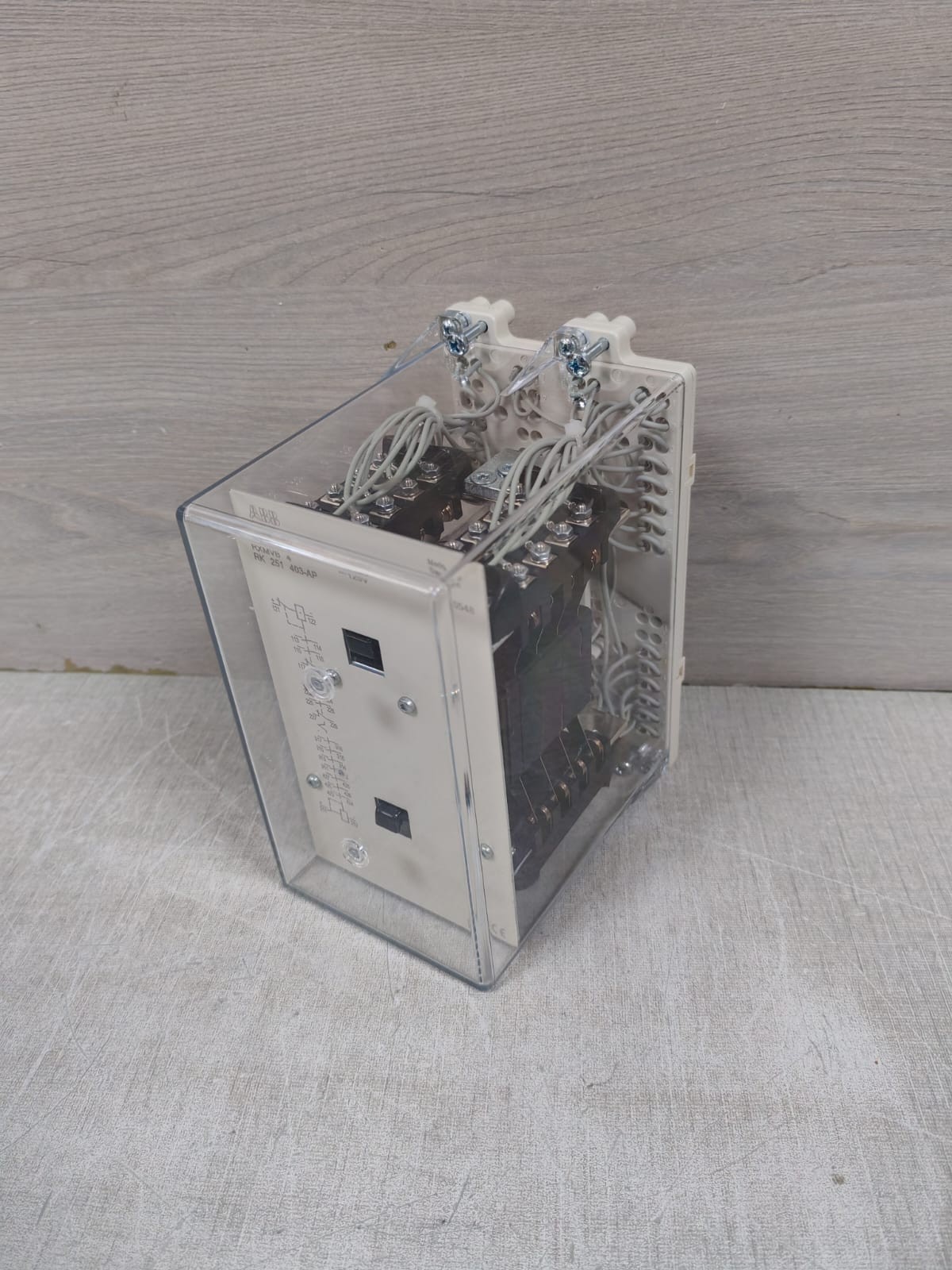 ABB RXMVB 4 RK251 403-AP ABB RXMVB 4 RK251 403-AP RELAY 125V 7