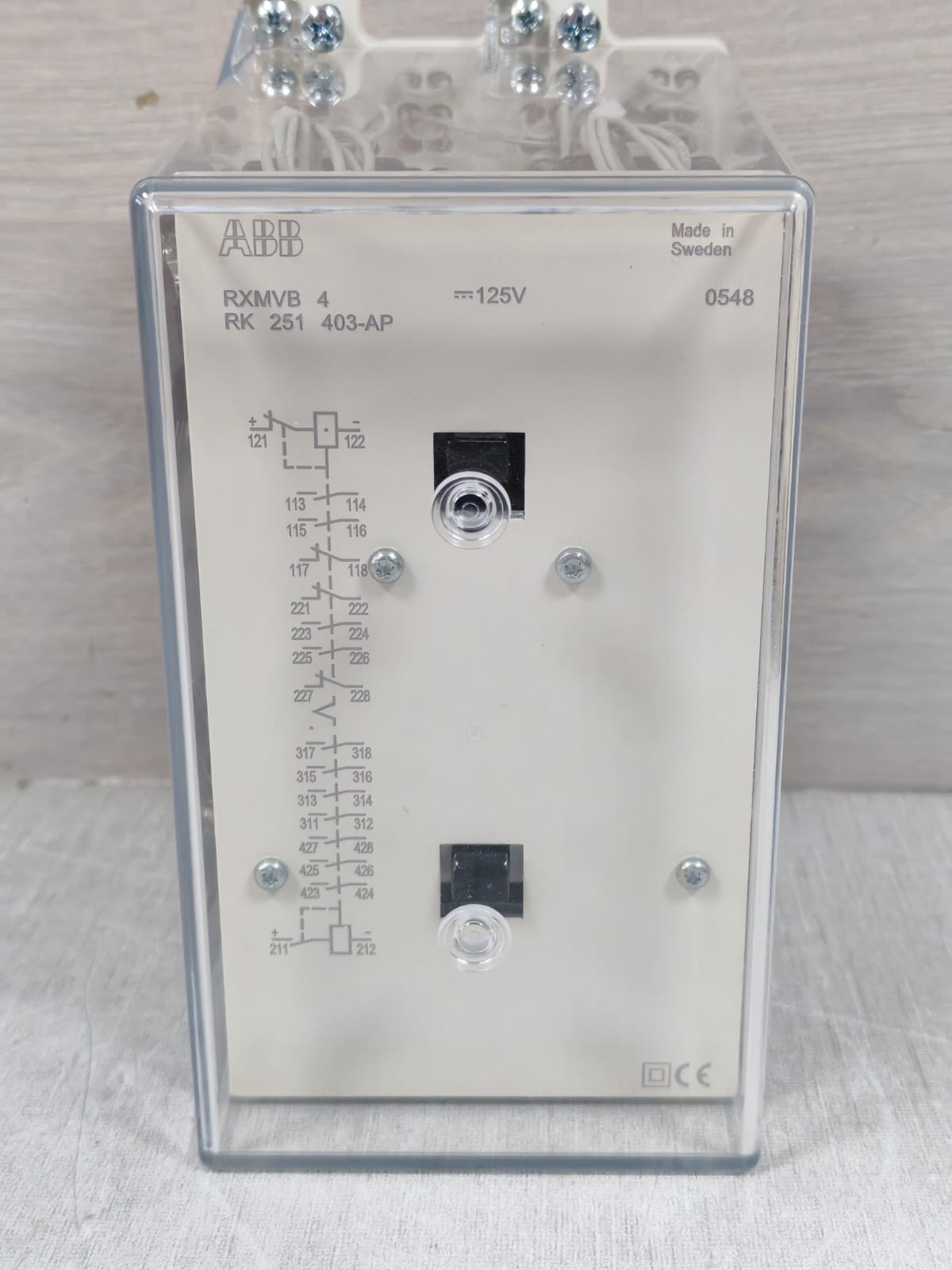 ABB RXMVB 4 RK251 403-AP RELAY 125V