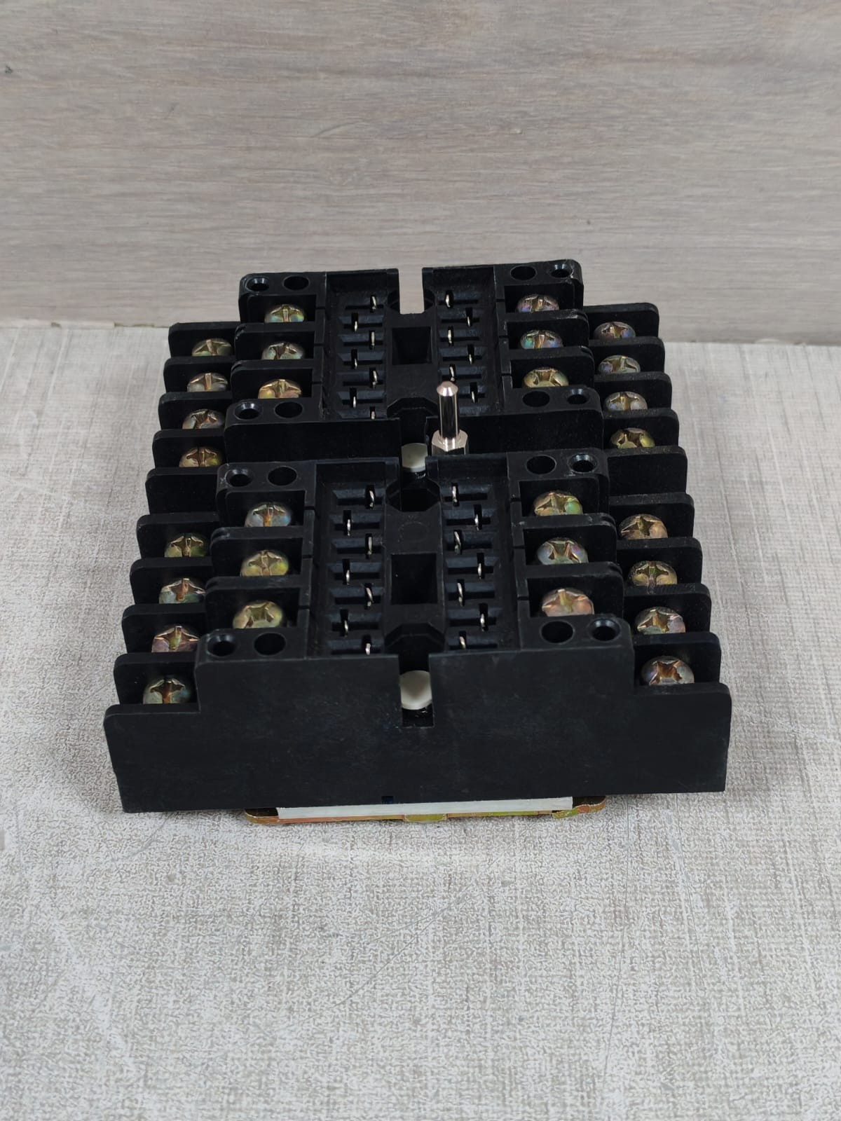 Mors Smitt V93 SMITT V93 RELAY SOCKET (BLACK) 8