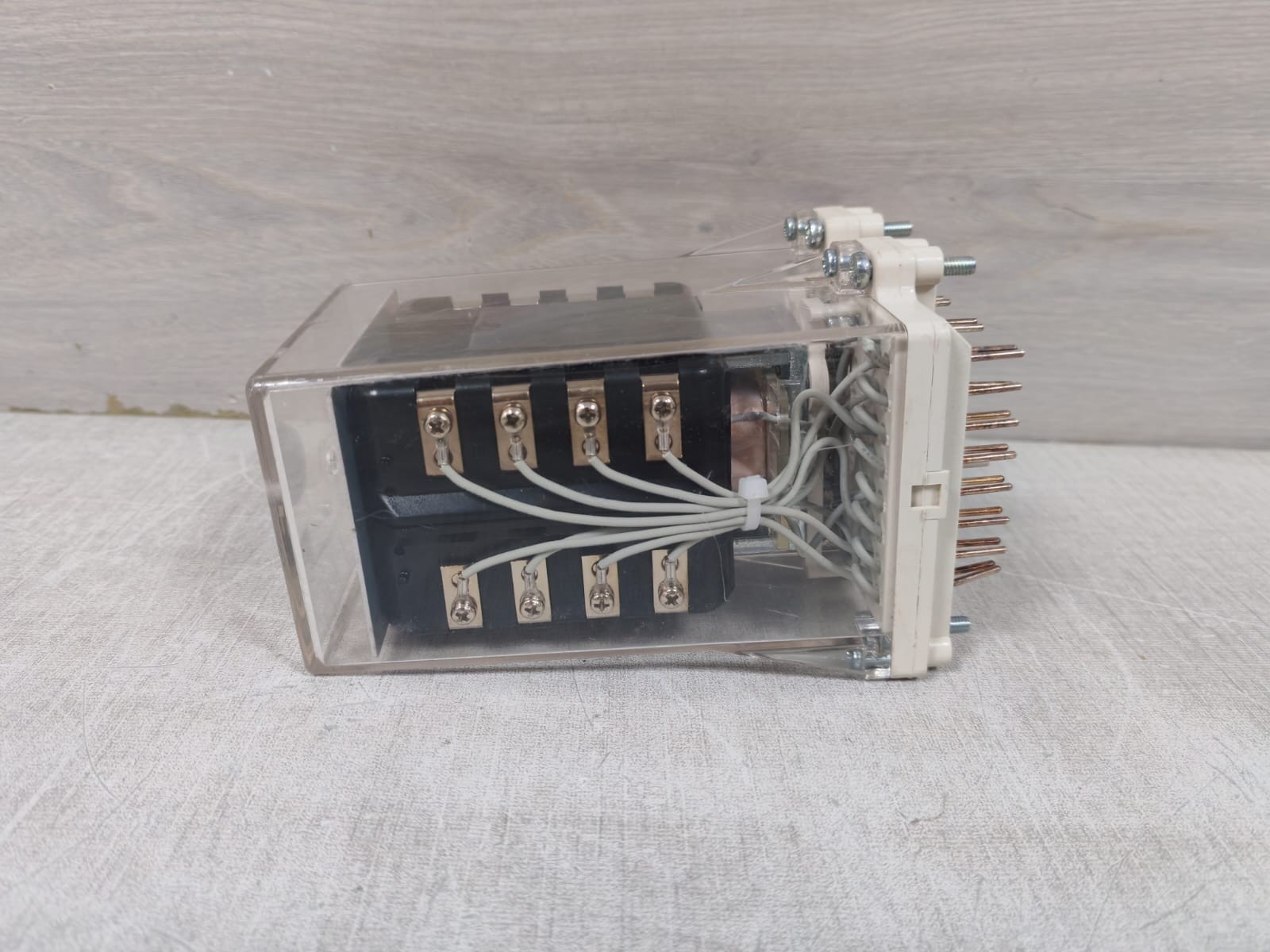 ABB RK223 ABB RXMH 2 RK223 069-AS AUXILIARY RELAY 220V 7