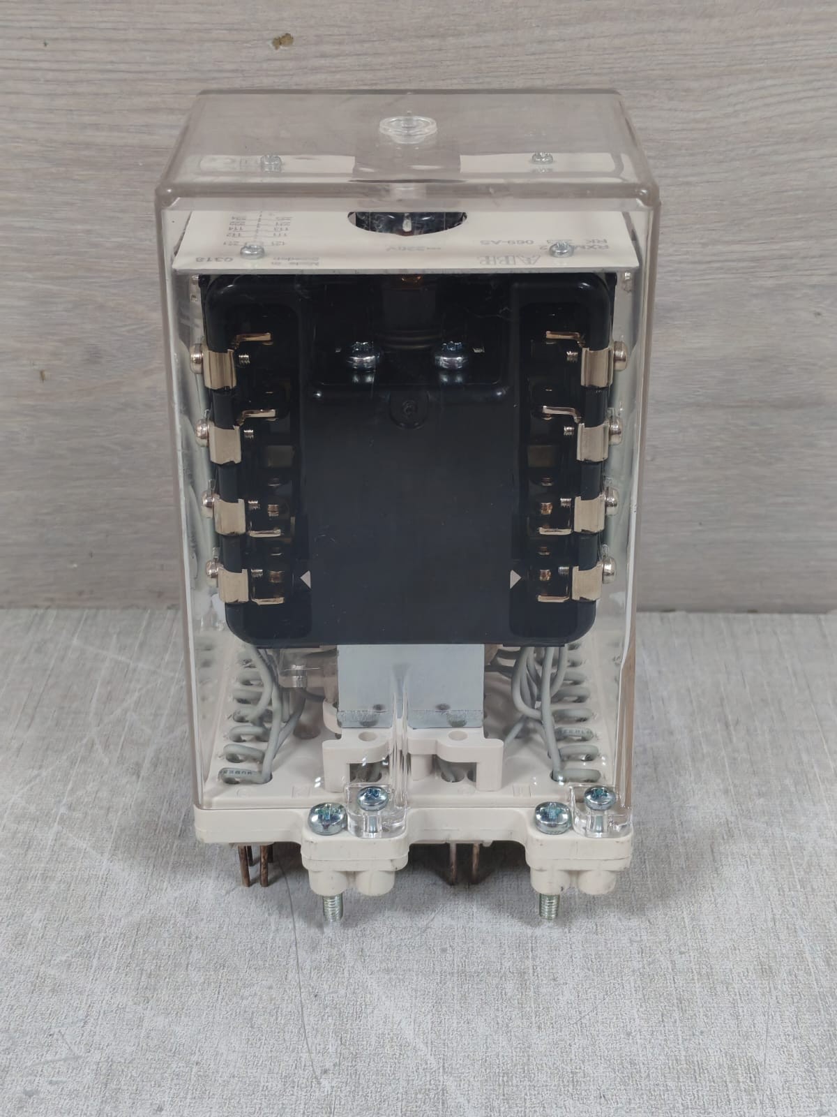 ABB RK223 ABB RXMH 2 RK223 069-AS AUXILIARY RELAY 220V 9