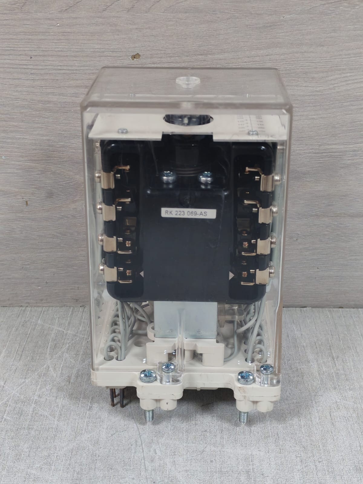 ABB RK223 ABB RXMH 2 RK223 069-AS AUXILIARY RELAY 220V 10