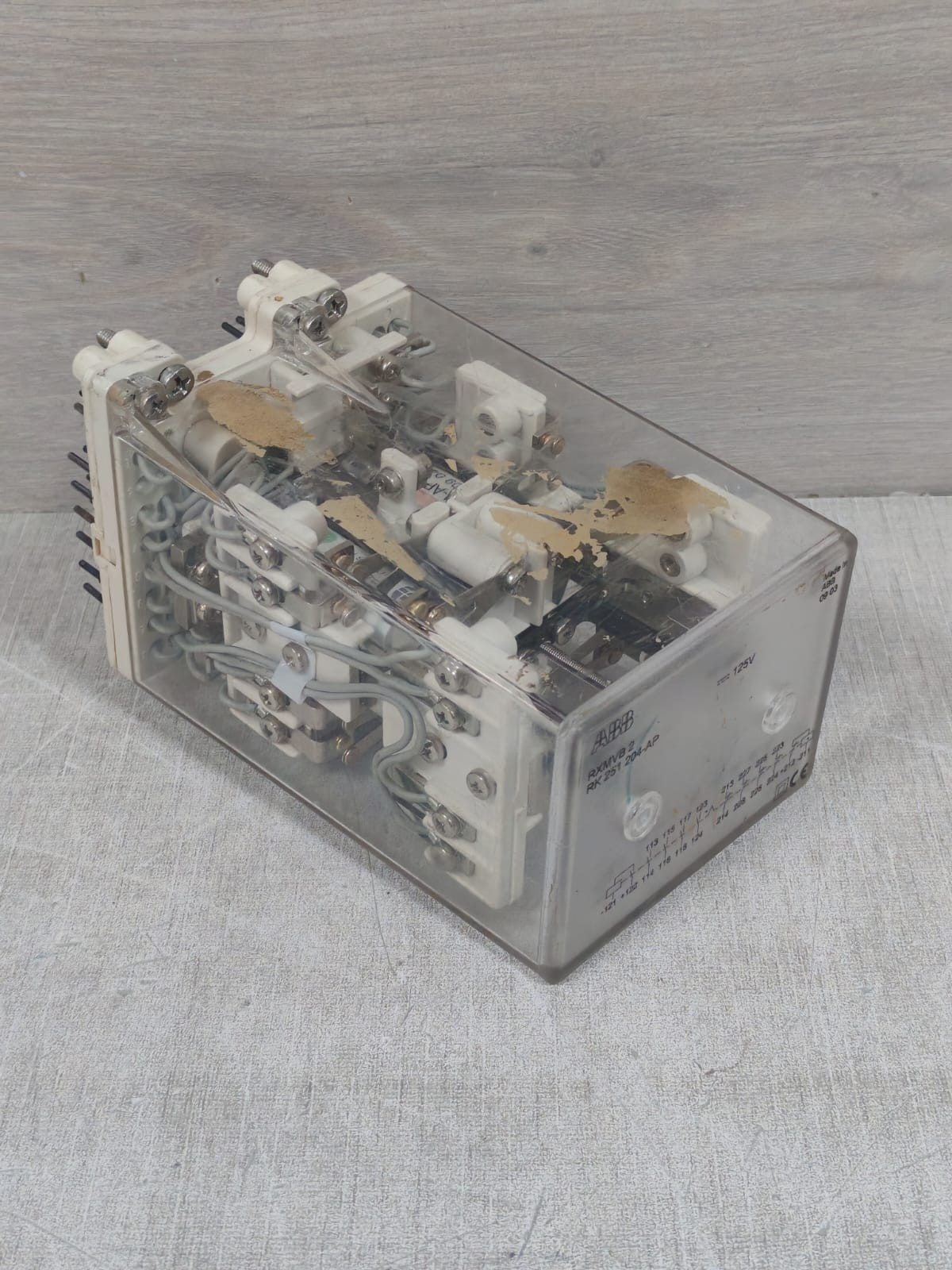 ABB RK-251-204 ABB RXMVB 2 RK 251 204-AP BISTABLE RELAY 125V 4