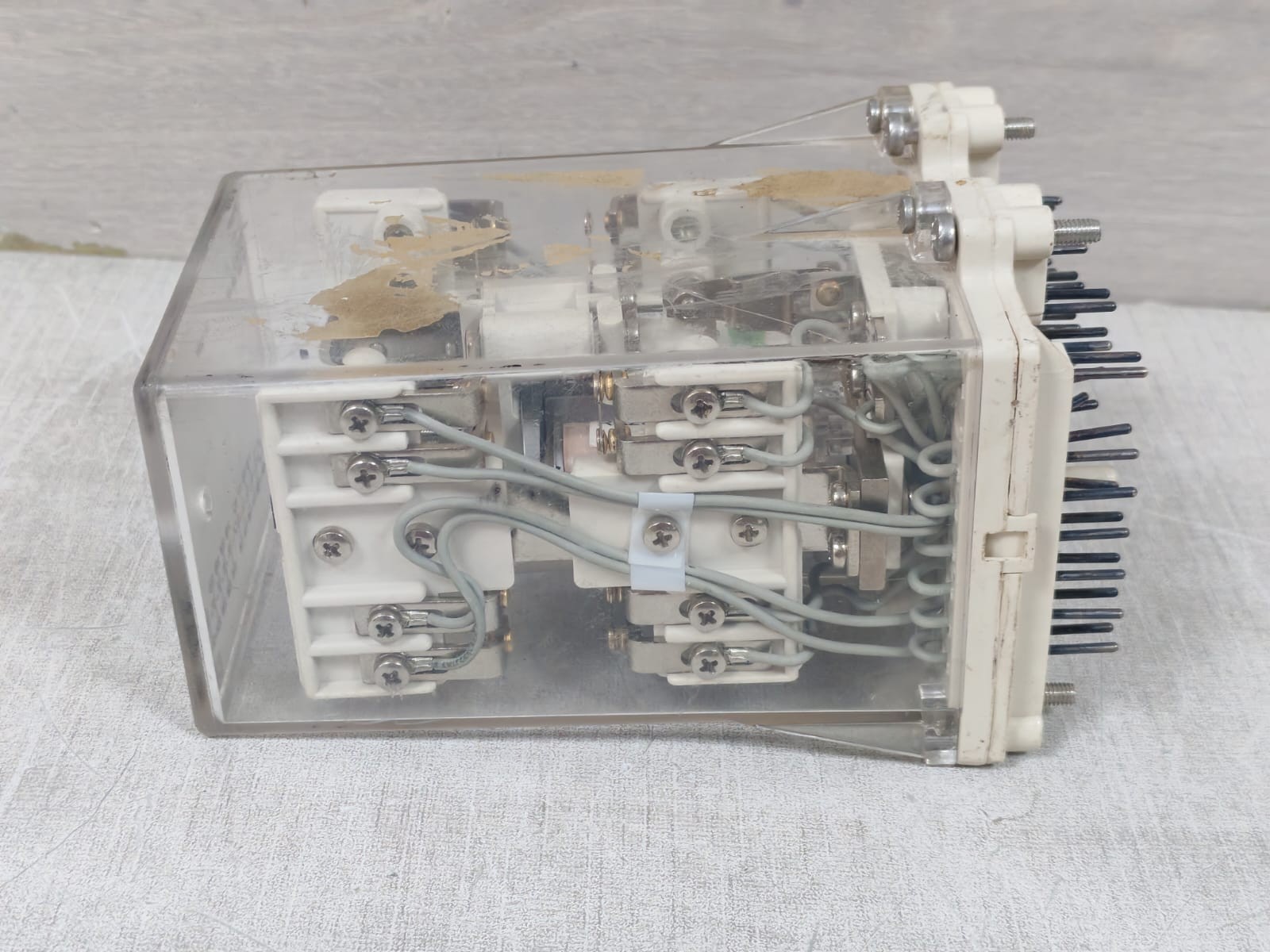 ABB RK-251-204 ABB RXMVB 2 RK 251 204-AP BISTABLE RELAY 125V 7