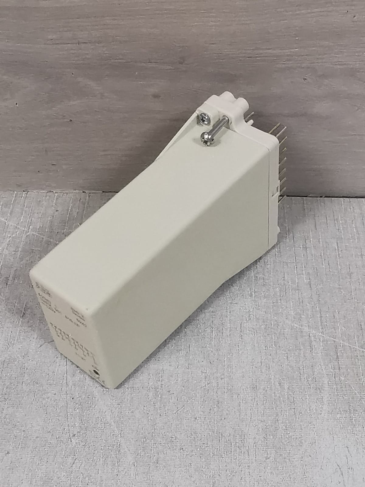 ABB 610-AP ABB RXMD 1 1MRK 001 610-AP BISTABLE RELAY 125V 3