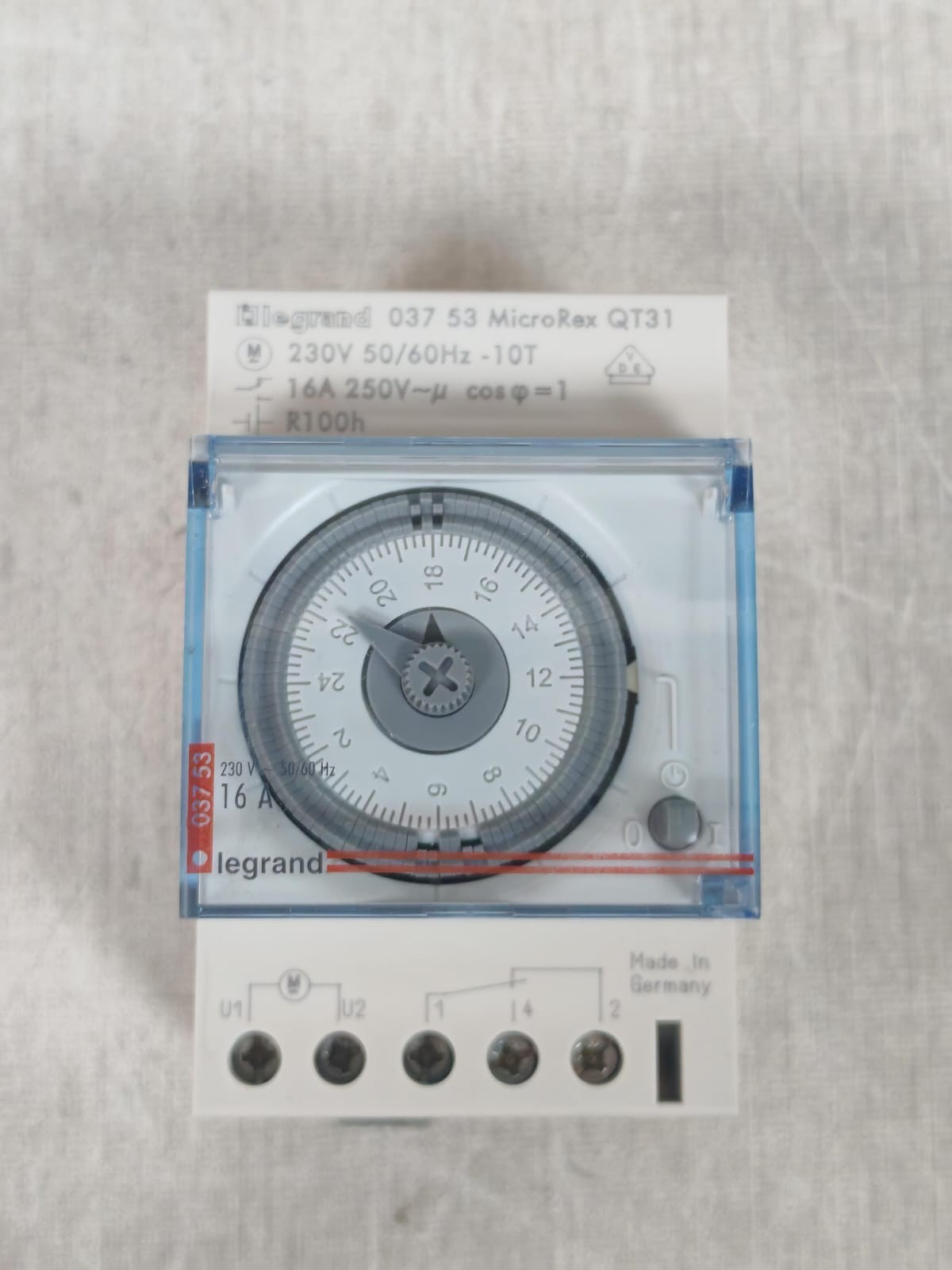 Legrand QT31 LEGRAND 03753 MICROREX QT31 TIME SWITCH 230V 2