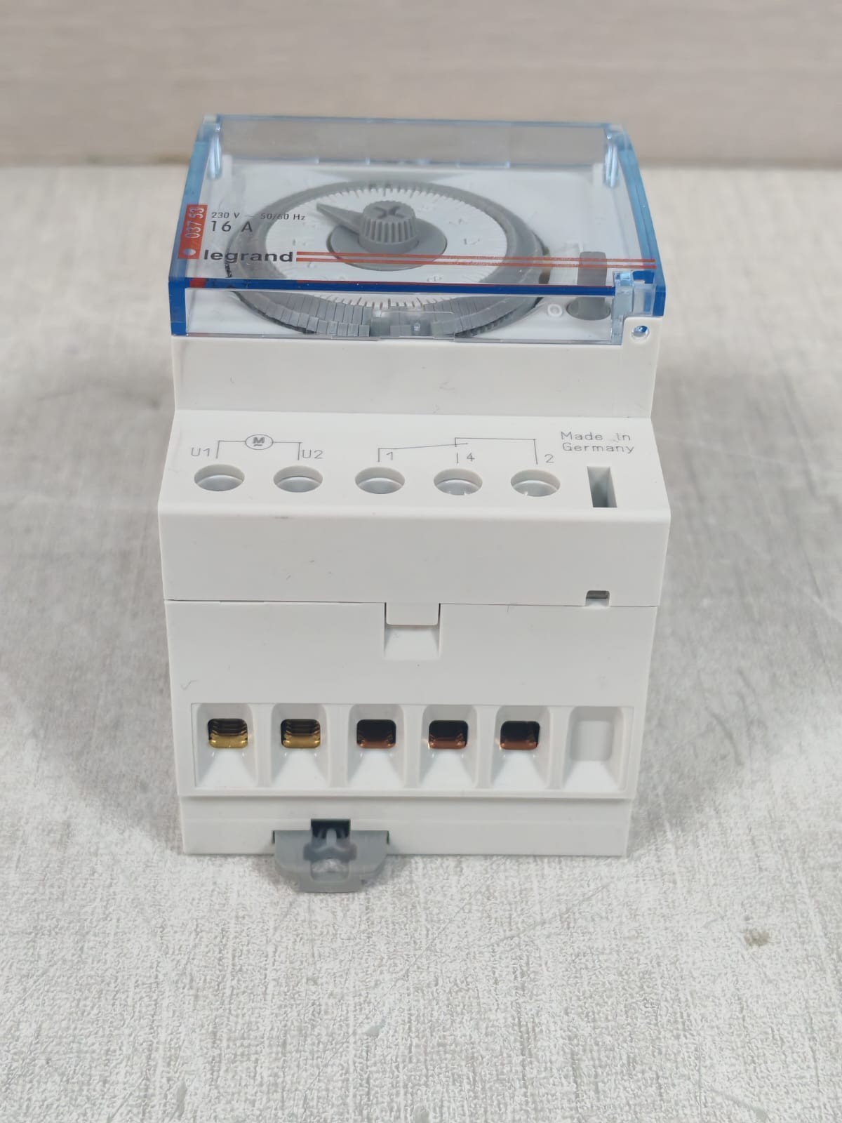 Legrand QT31 LEGRAND 03753 MICROREX QT31 TIME SWITCH 230V 10