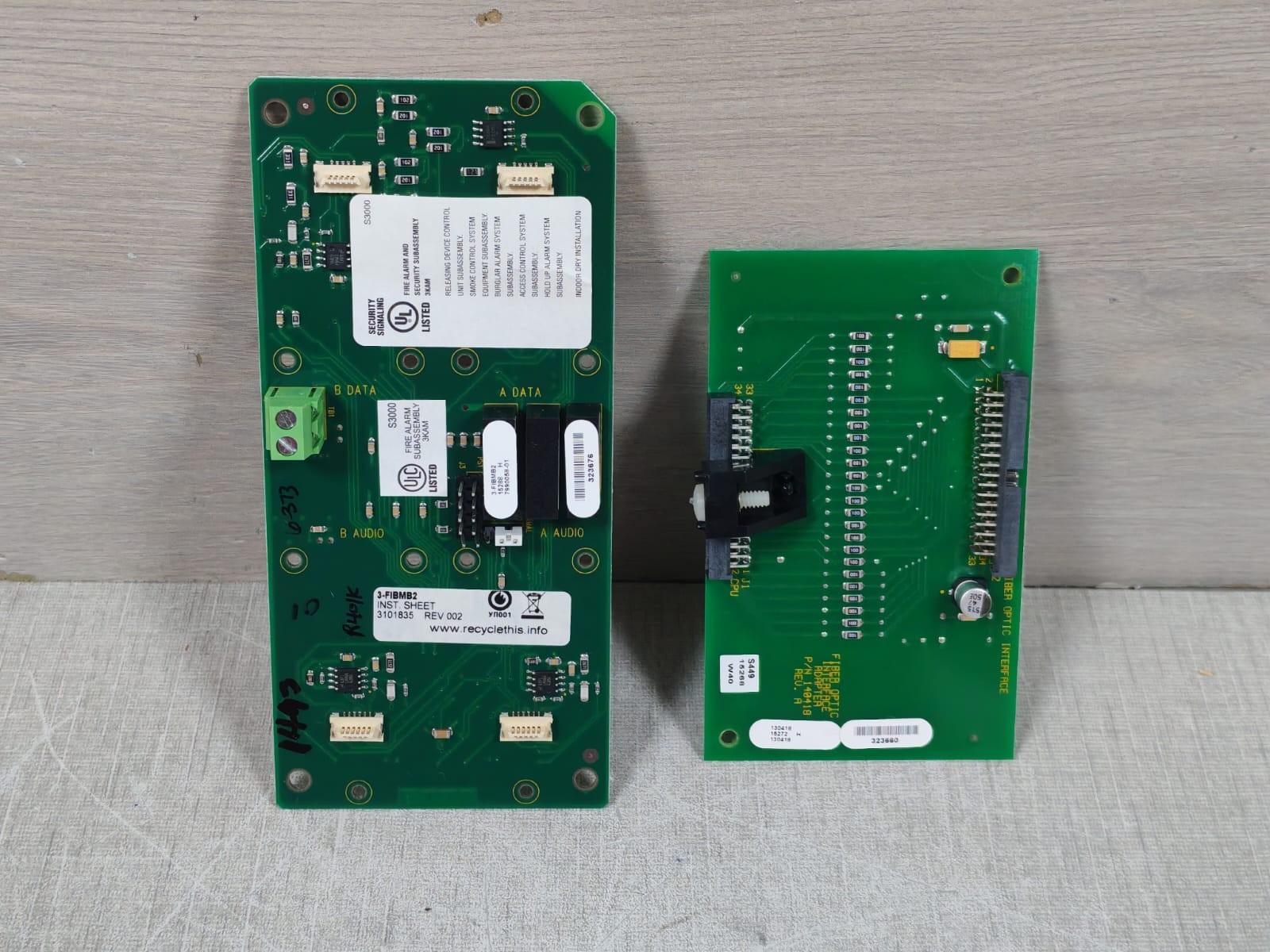 EDWARDS EST 3-FIBMB2 EDWARDS EST 3-FIBMB2 2990058 REV.01 W/ 140418 REV.A FIBER OPTIC COMM. INTERFACE 2