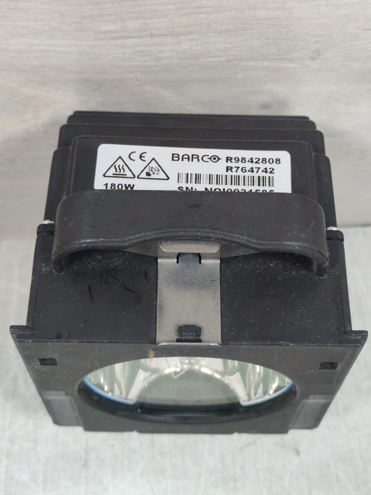 Barco R9842808 BARCO R9842808 / R764742 PROJECTOR LAMP MODULE 180 WATTS 7
