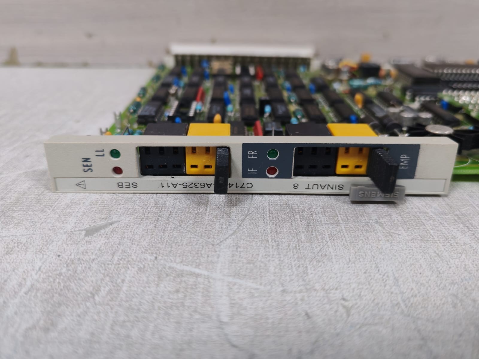 Siemens C71458-A6325-A11 SIEMENS C71458-A6325-A11 TRANSCEIVER MODULE SINAUT 8 SYSTEM 2
