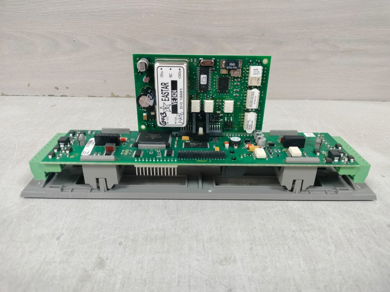 EDWARDS EST 3-SSDC1 EDWARDS EST 3-SSDC1 SINGLE SIGNATURE DRIVER CONTROLLER BOARD 2