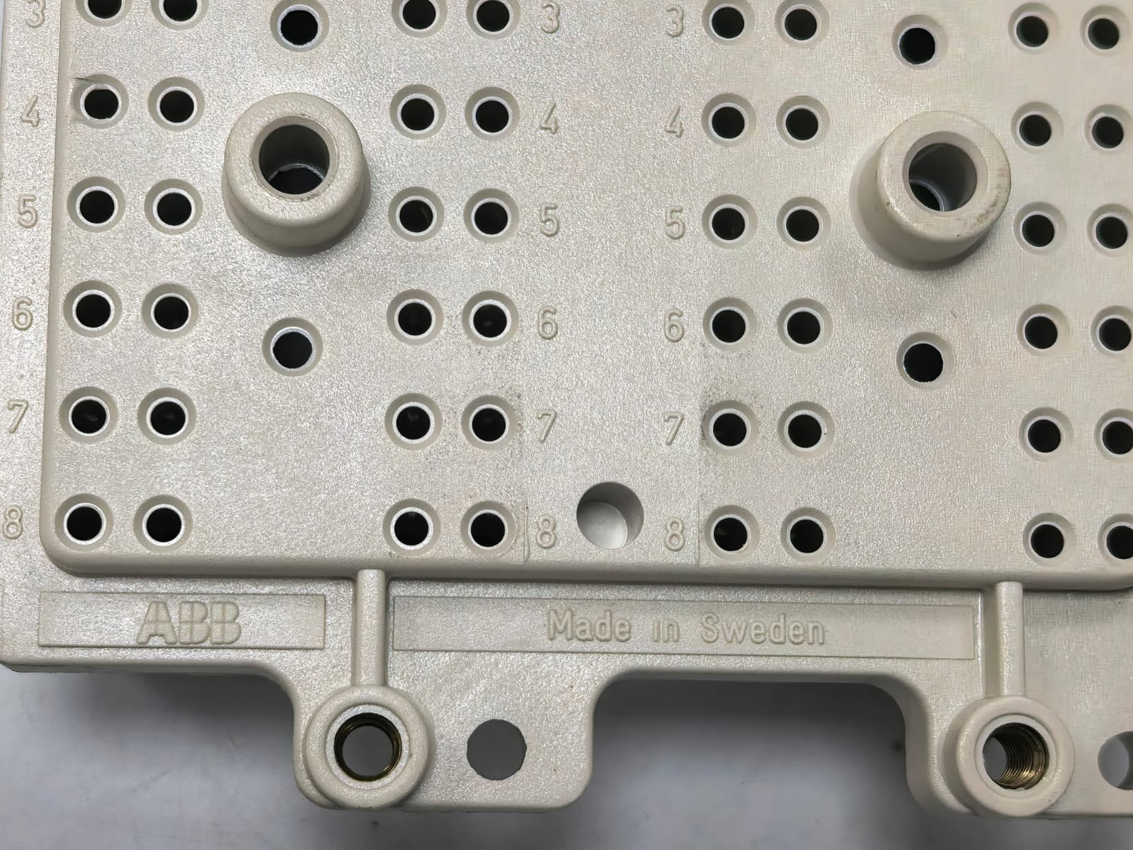 ABB RK924 ABB RX4 RK924 0002 COMBIFLEX TERMINAL BASE SOCKET 8