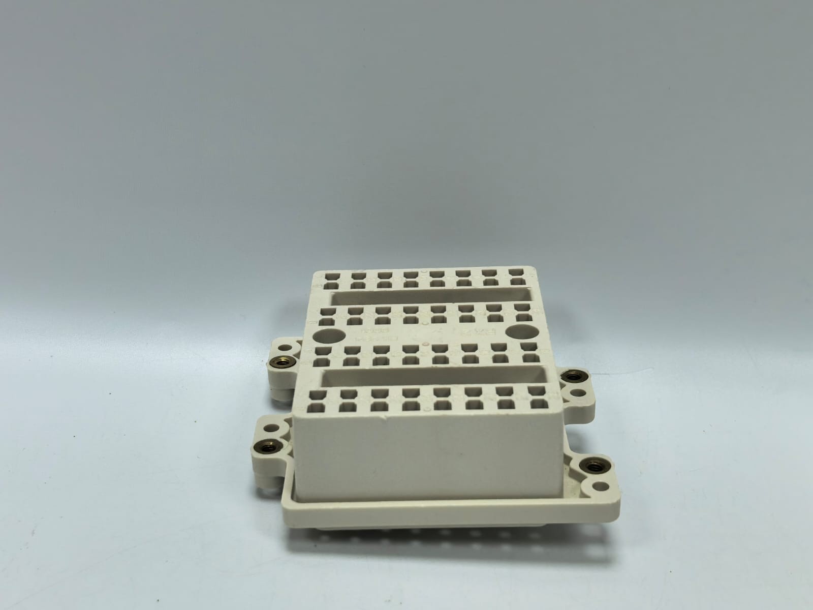 ASEA RK-924-0001 ASEA RX2 RK 924 0001 TERMINAL BASE SOCKET 6