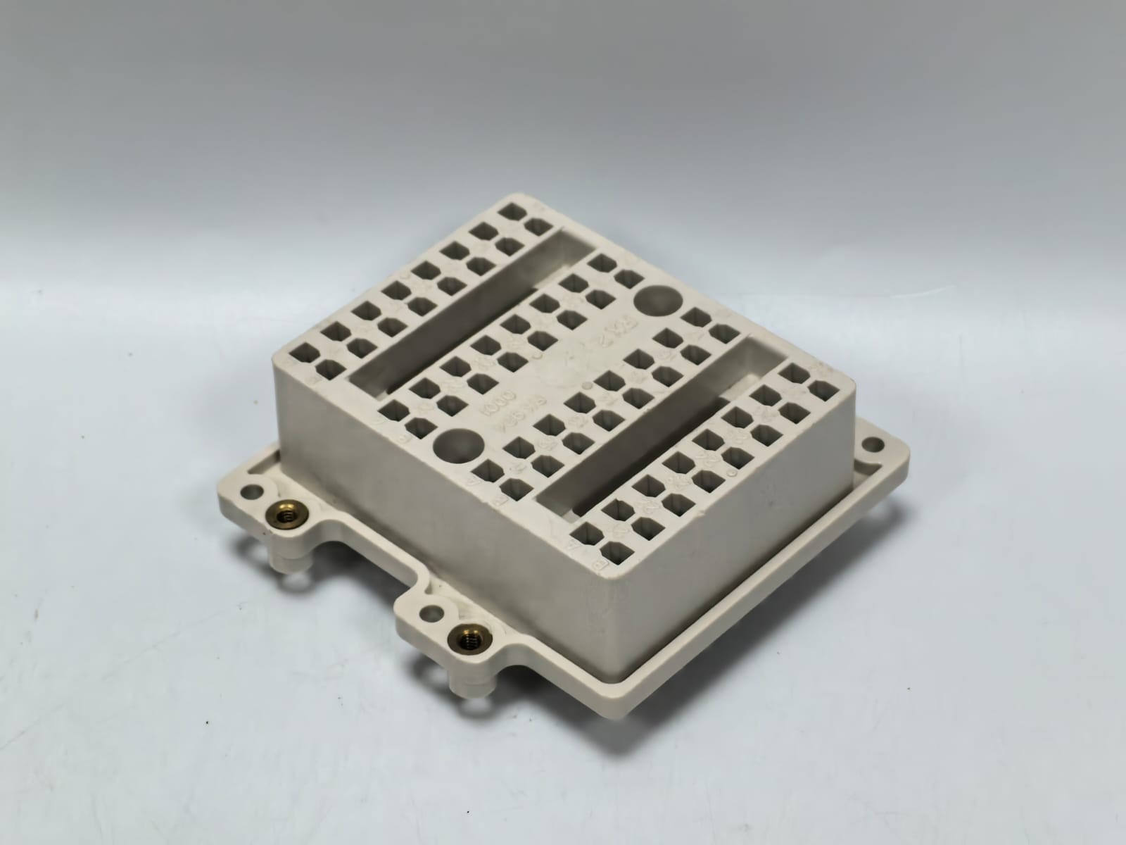 ASEA RK-924-0001 ASEA RX2 RK 924 0001 TERMINAL BASE SOCKET 9