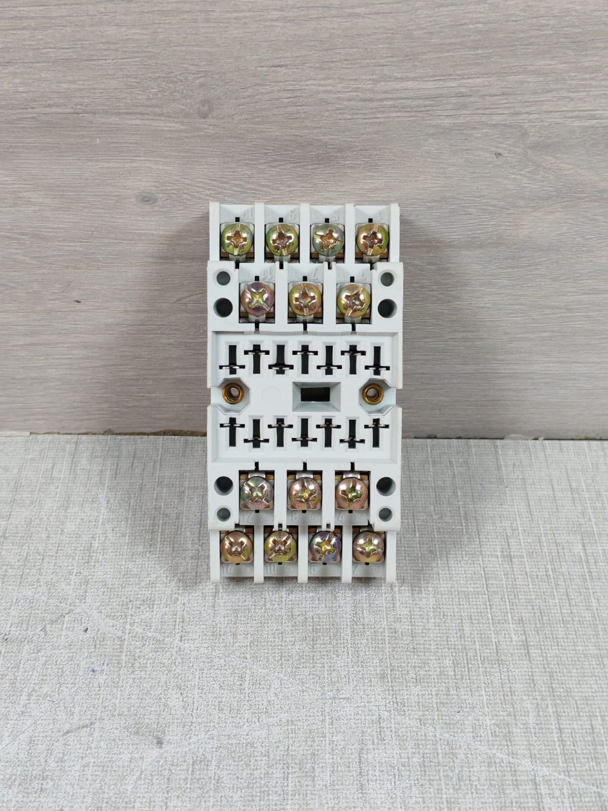 Mors Smitt V23 SMITT V23 RELAY SOCKET (WHITE) 3