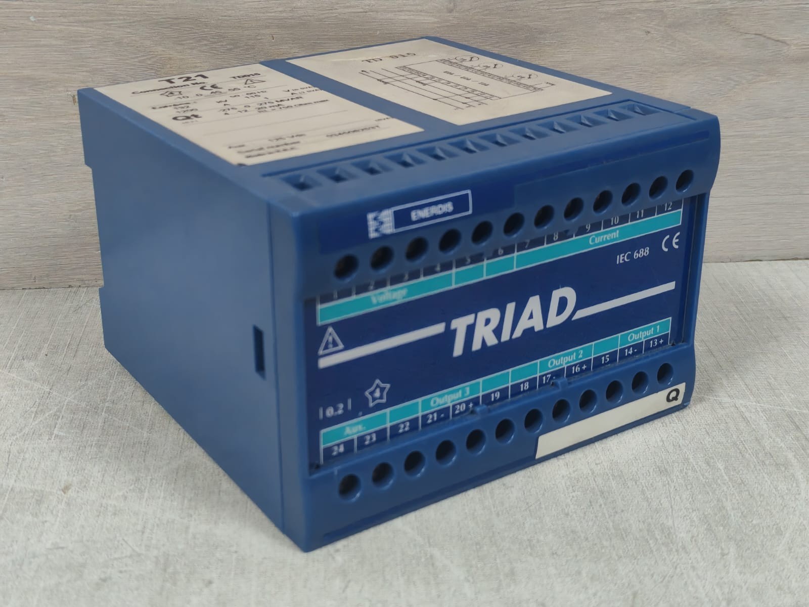 Triad TD015 ENERDIS TRIAD TD015 T21 TRANSDUCER 125VDC 4