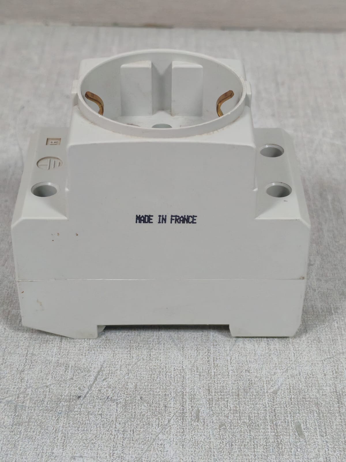 Hager HAGER-564010 HAGER 564010 SOCKET 9