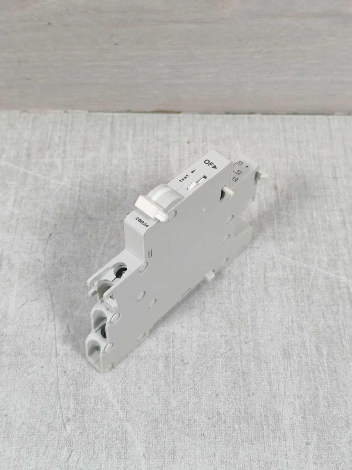 Schneider Electric 26924 SCHNEIDER ELECTRIC 26924 ON-OFF AUXILIARY SWITCH 4