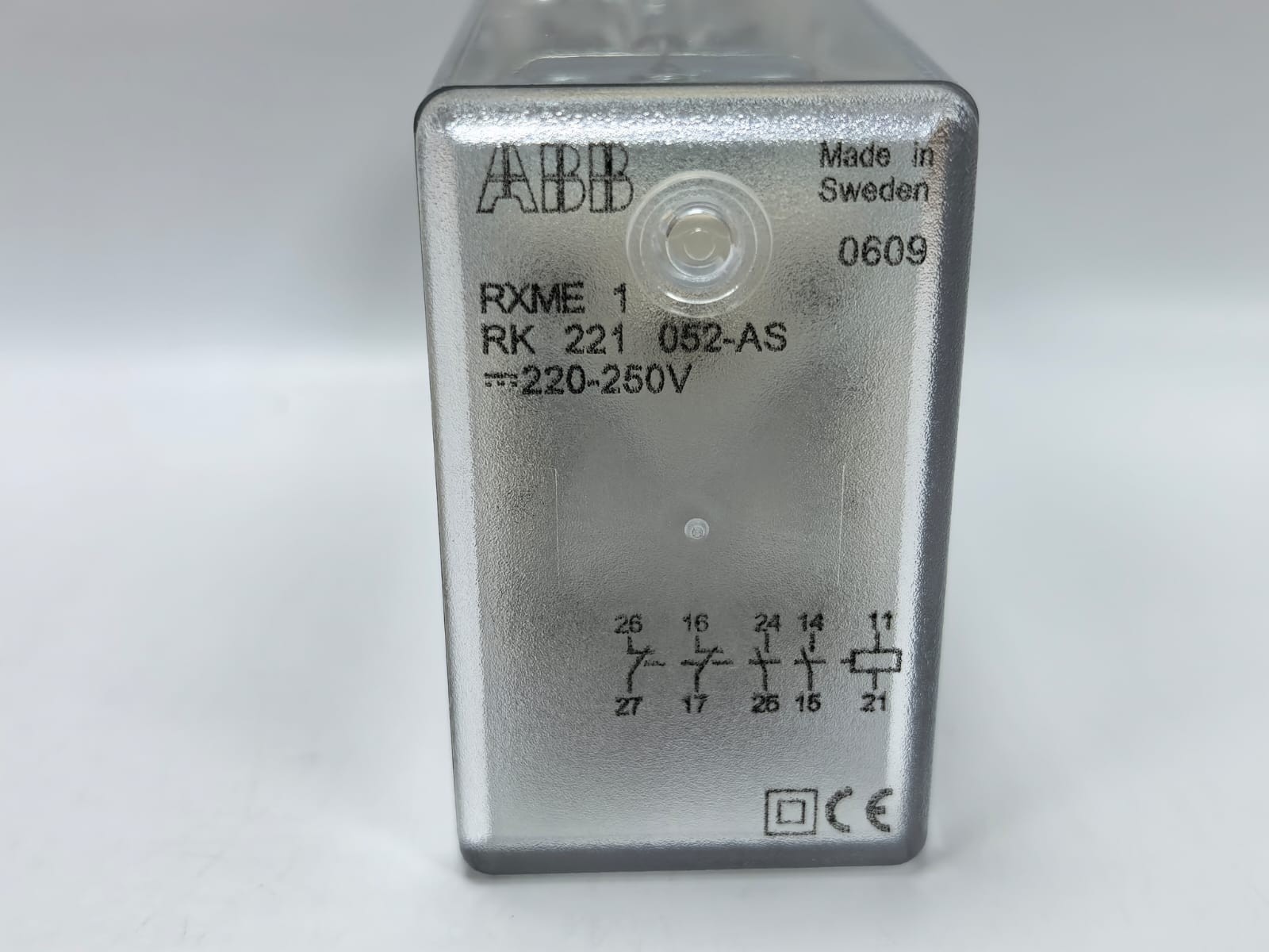 ABB RXME 1 RK 221 052-AS ABB RXME 1 RK 221 052-AS 220-250V RELAY 2