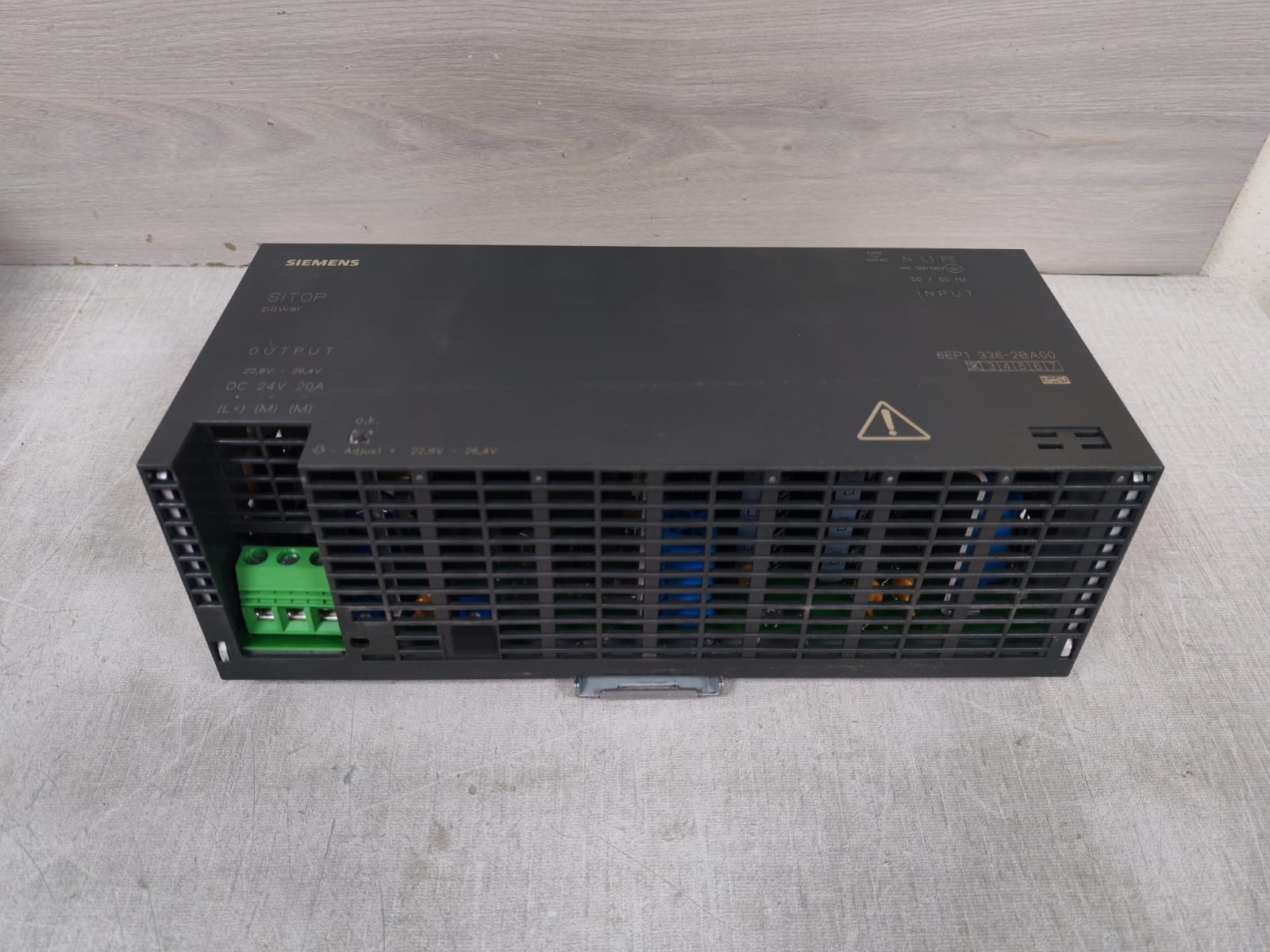 Siemens 6EP1336-2BA00 SIEMENS SITOP 6EP1336-2BA00 POWER SUPPLY AC 120/230V 10