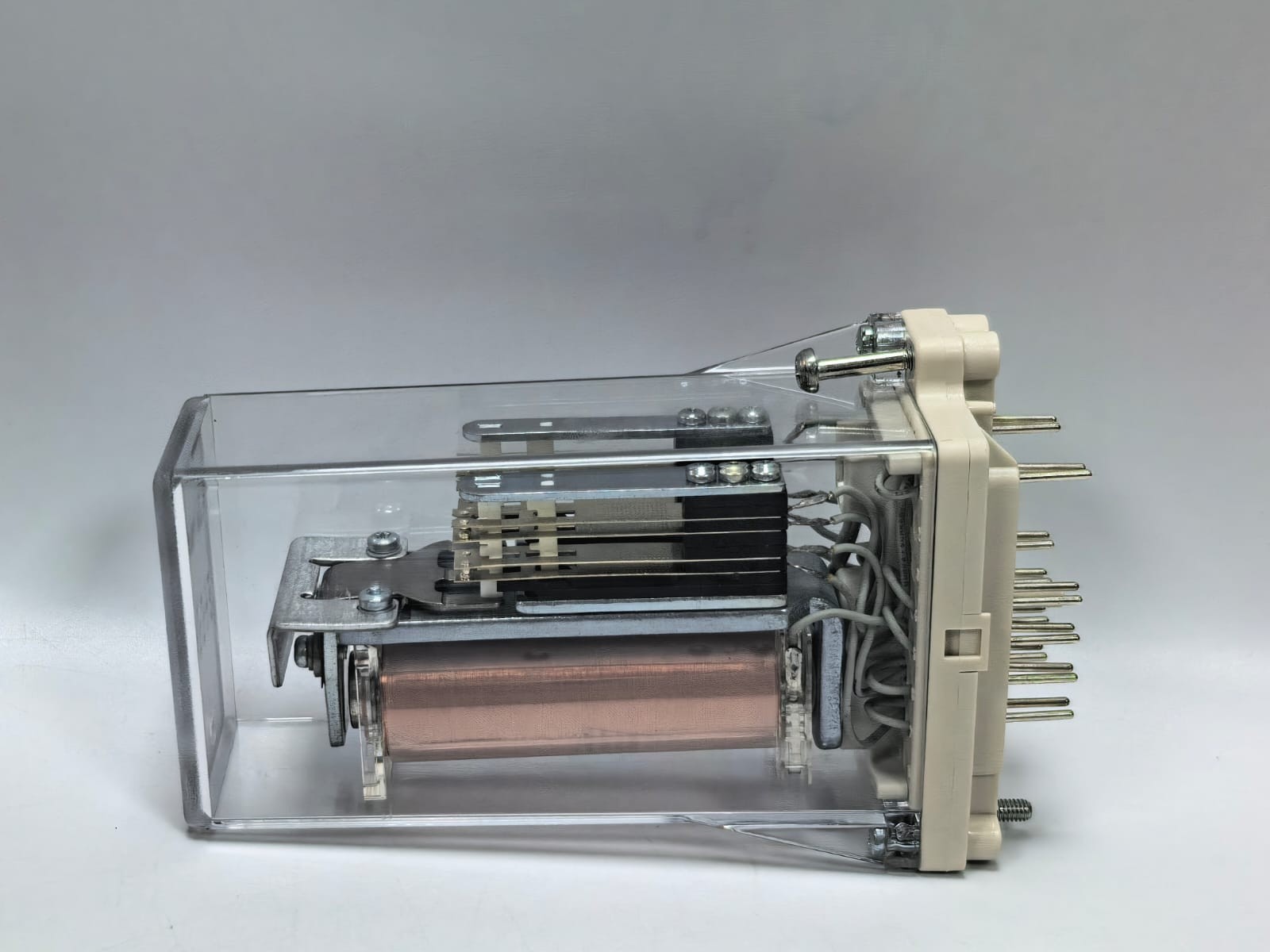 ABB RXMA1 RK 211 052-AS ABB RXMA1 RK 211 052-AS AUXILIARY RELAY 8