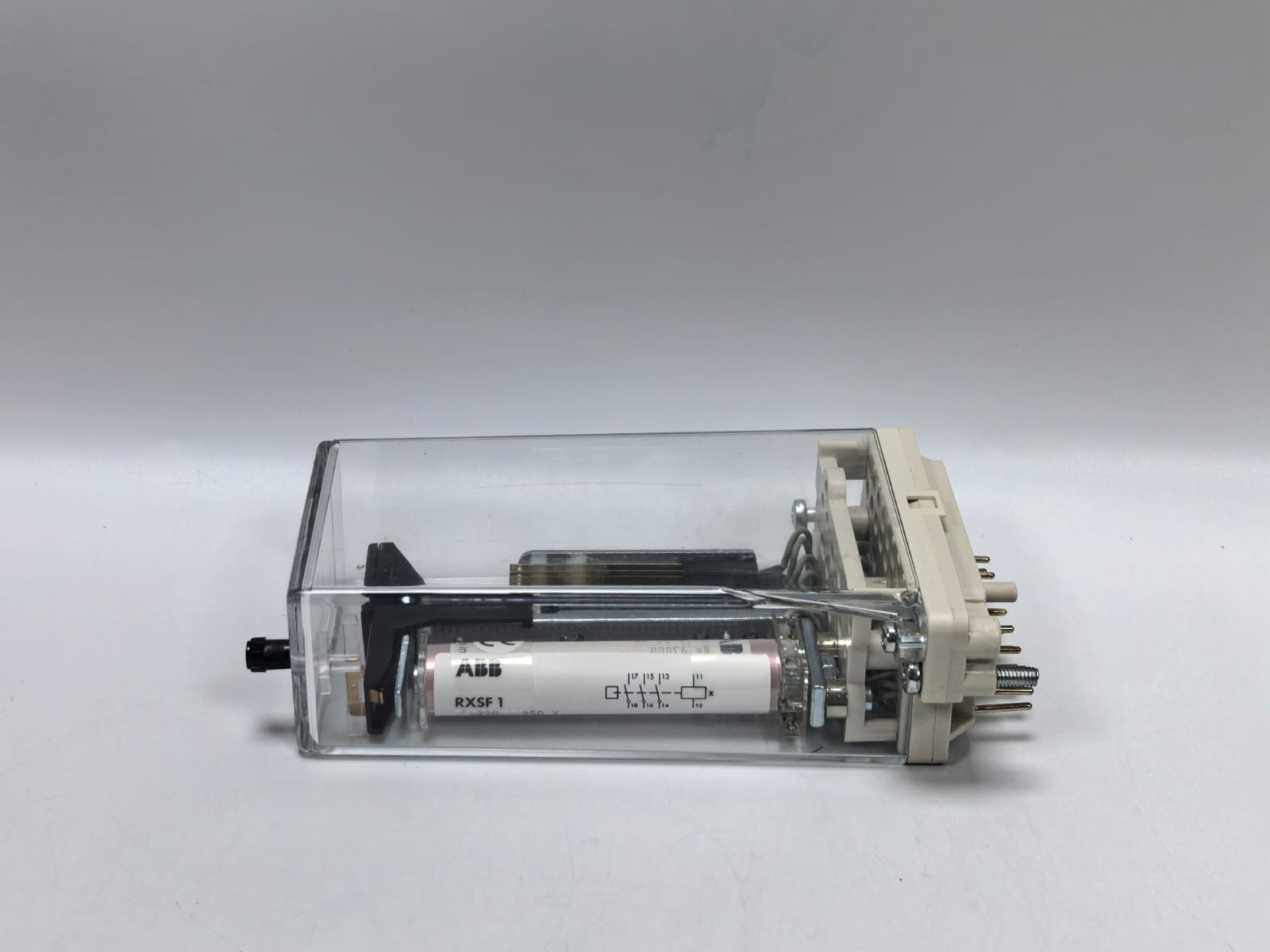 ABB RXSF 1 RK 271 017-AS ABB RXSF 1 RK 271 017-AS AUXILIARY RELAY 220-250V 7