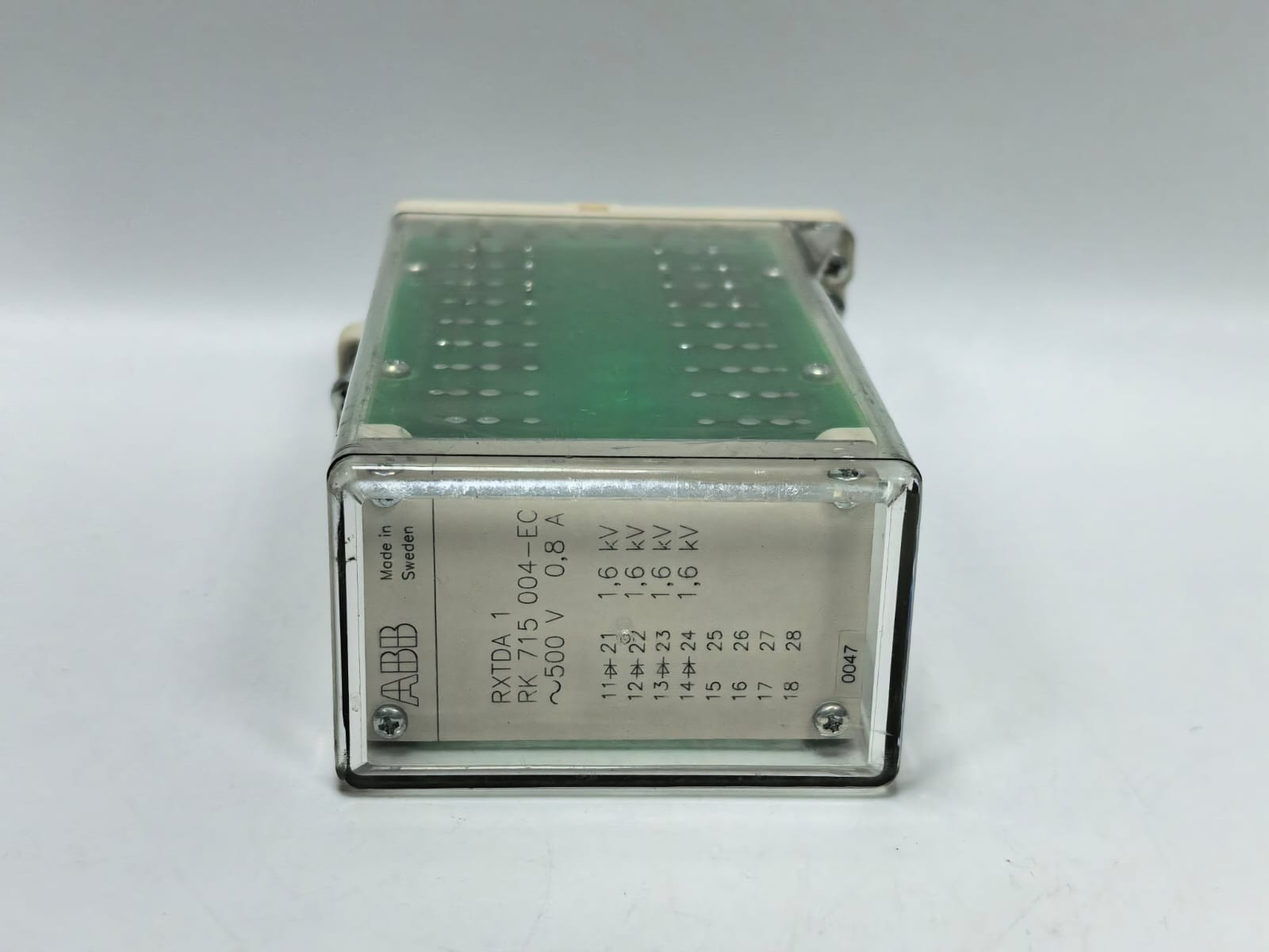 ABB RXTDA 1 RK 715 004-EC ABB RXTDA 1 RK 715 004-EC COMBIFLEX DIODE RELAY 2