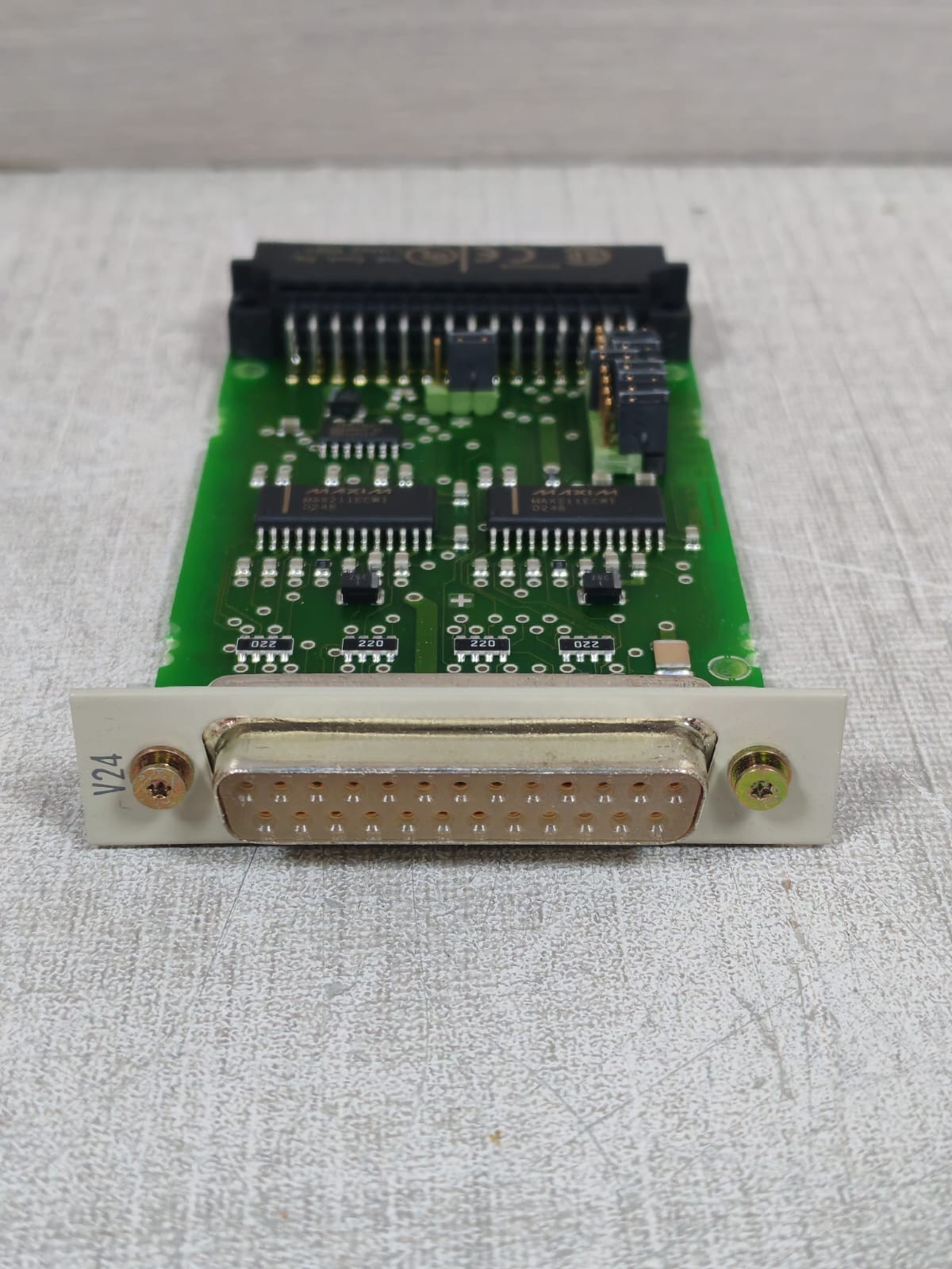 Siemens 6ES5752-0AA23 SIEMENS SIMATIC S5 6ES5752-0AA23 INTERFACE SUBMODULE 8