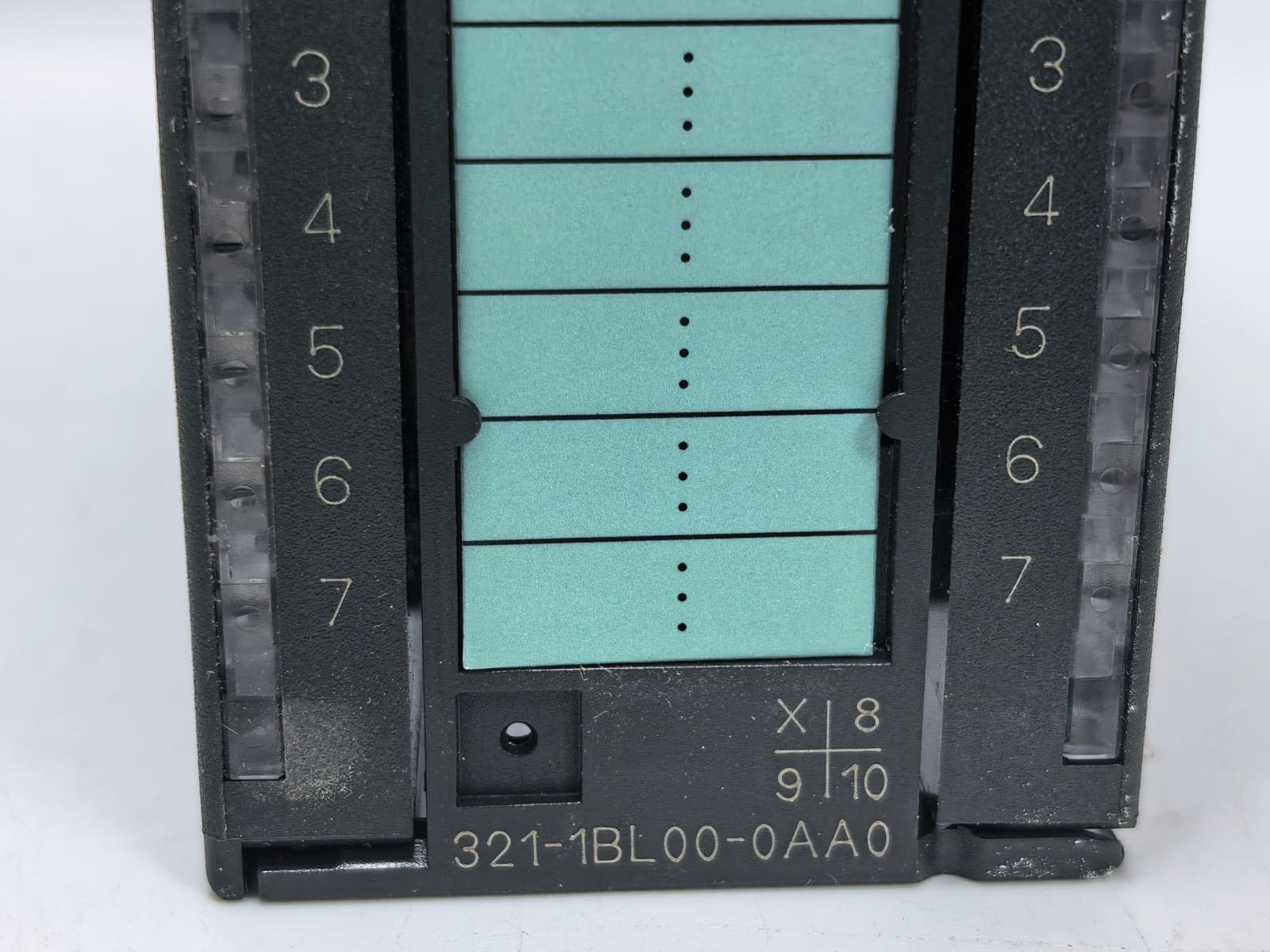 Siemens 6ES7-321-1BL00-0AA0 SIEMENS 6ES7 321-1BL00-0AA0 SIMATIC S7-300 DIGITAL INPUT MODULE 7