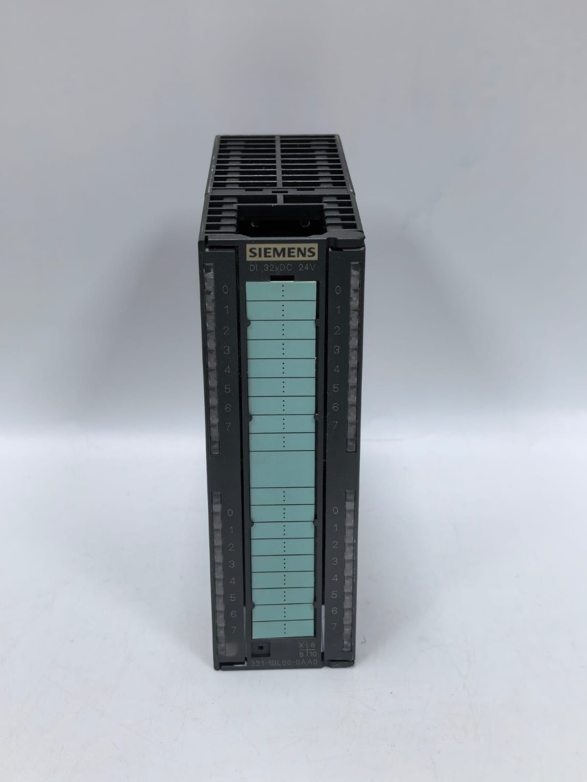 Siemens 6ES7-321-1BL00-0AA0 SIEMENS 6ES7 321-1BL00-0AA0 SIMATIC S7-300 DIGITAL INPUT MODULE 8