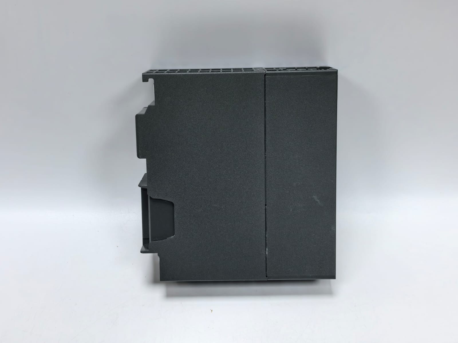 Siemens 6ES7-321-1BL00-0AA0 SIEMENS 6ES7 321-1BL00-0AA0 SIMATIC S7-300 DIGITAL INPUT MODULE 9