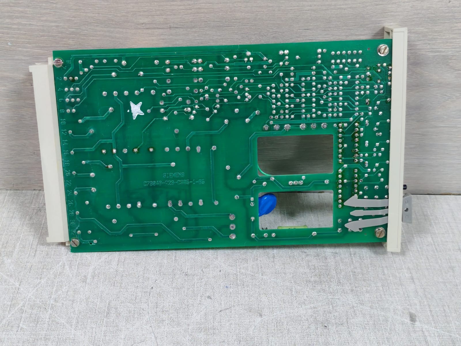 Siemens 7TS1702-2/FH SIEMENS 7TS1702-2/FH MODULE CARD BOARD 9