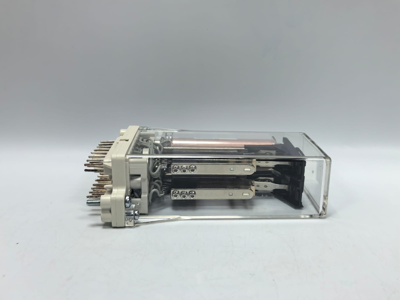 ABB RXSF 1 RK 271 019-AH ABB RXSF 1 RK 271 019-AH COMBIFLEX SIGNAL FLAG RELAY 6