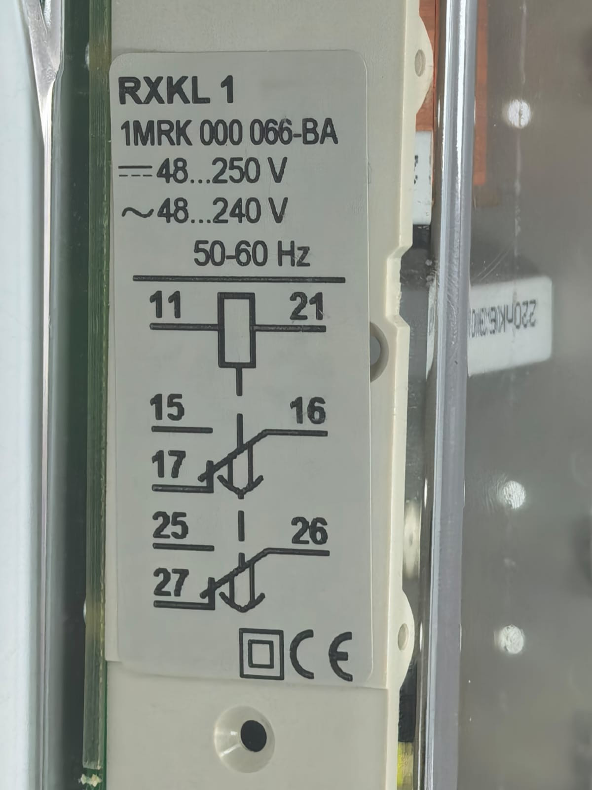 ABB RXKL 1 1MRK 000 066-BA ABB RXKL 1 1MRK 000 066-BA TIME DELAY RELAY 4
