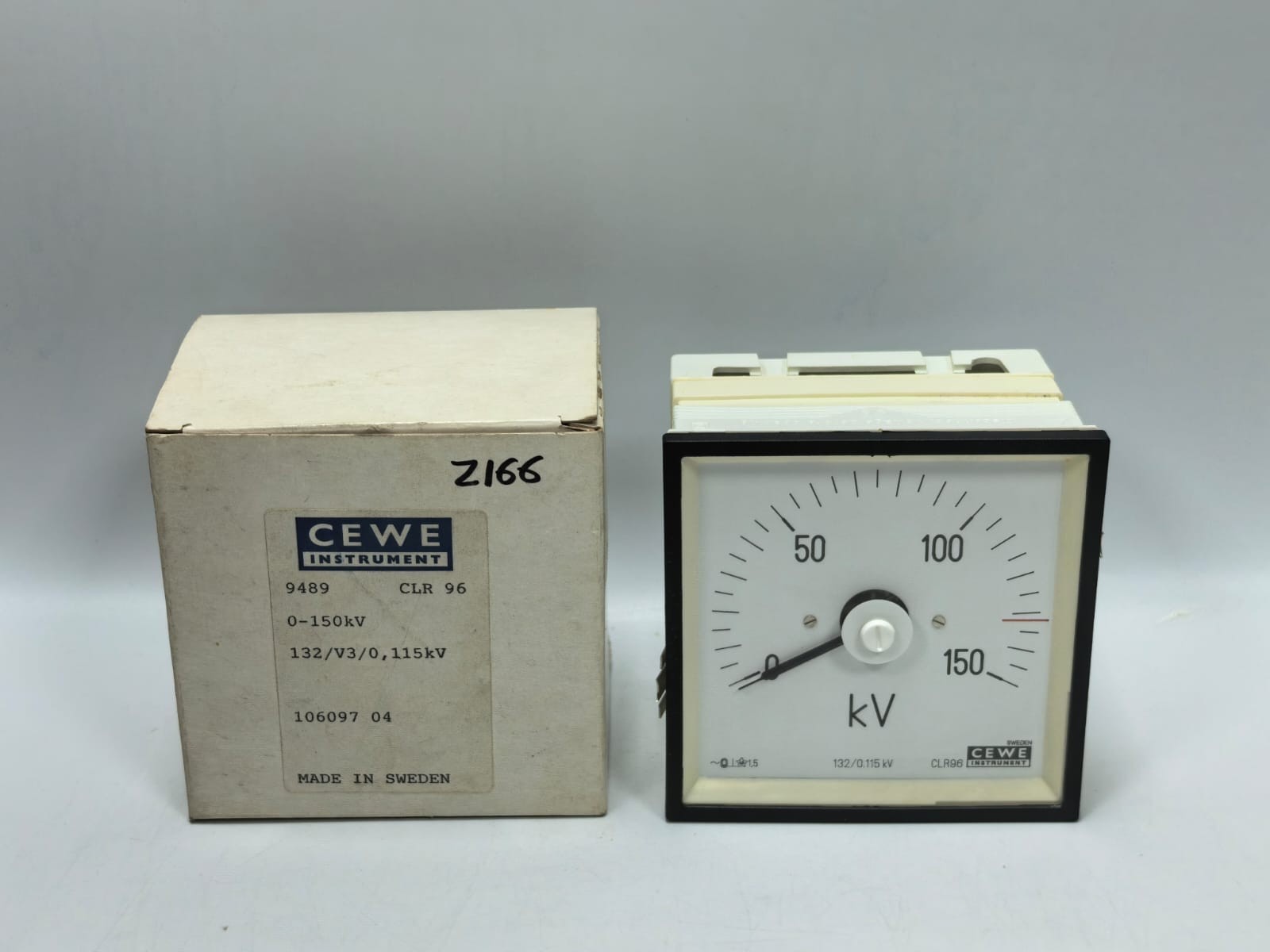 CEWE INSTRUMENTS CLR96 VOLT ANALOG PANEL METER 9489 0-150KV
