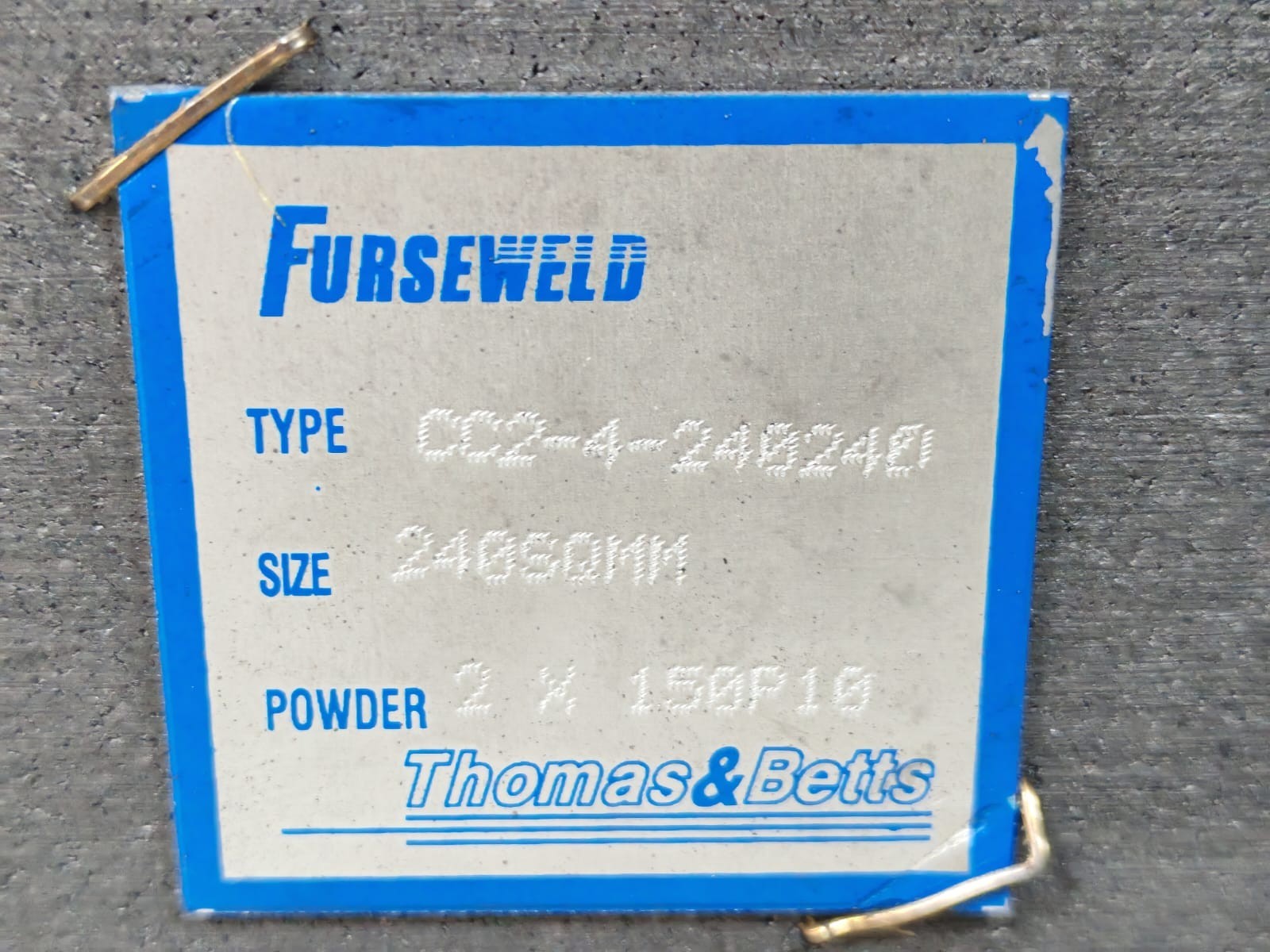 THOMAS & BETTS FURSEWELD CC2-4-240240 THOMAS & BETTS FURSEWELD CC2-4-240240 240SQMM CABLE 4