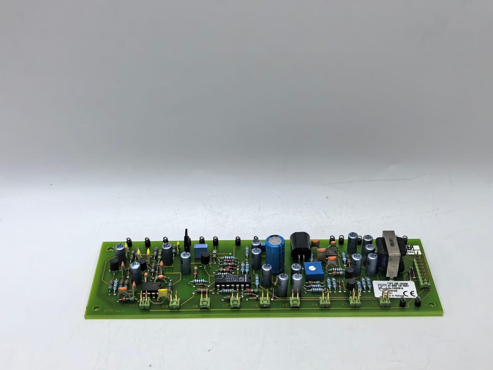 Philips BOARD-8900-136 PHILIPS LBB 1364/00 SM40 MICROPHONE AMPLIFIER BOARD 8900 136 40001 7