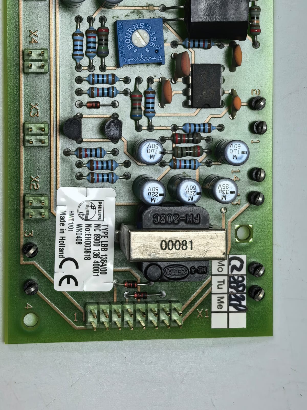 Philips BOARD-8900-136 PHILIPS LBB 1364/00 SM40 MICROPHONE AMPLIFIER BOARD 8900 136 40001 10