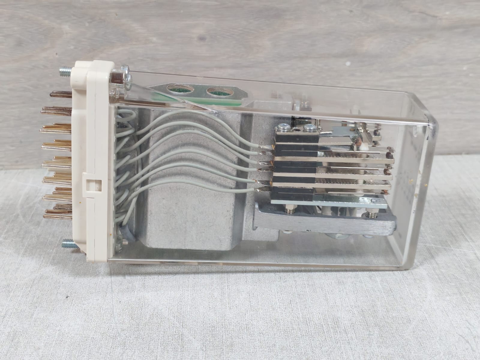 ABB RK-216-465 ABB RXMS 1 RK 216 465-AN RELAY 220V 5