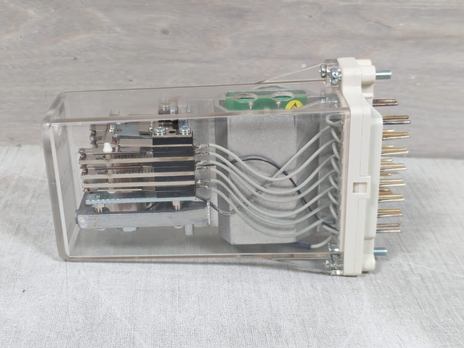ABB RK-216-465 ABB RXMS 1 RK 216 465-AN RELAY 220V 6