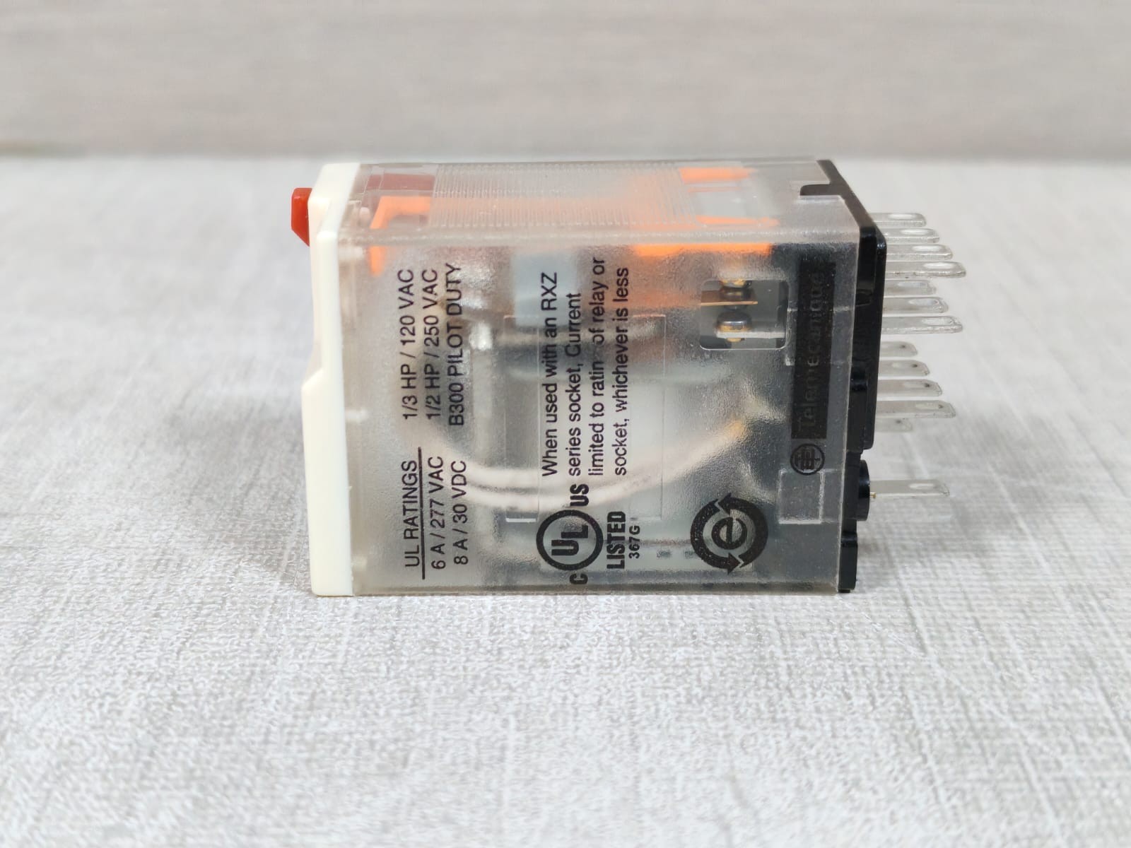Schneider Electric RXM4AB1P7 SCHNEIDER ELECTRIC RXM4AB1P7 MINITAURE RELAY 7