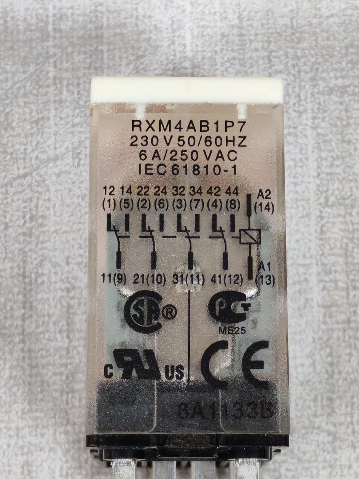 Schneider Electric RXM4AB1P7 SCHNEIDER ELECTRIC RXM4AB1P7 MINITAURE RELAY 8
