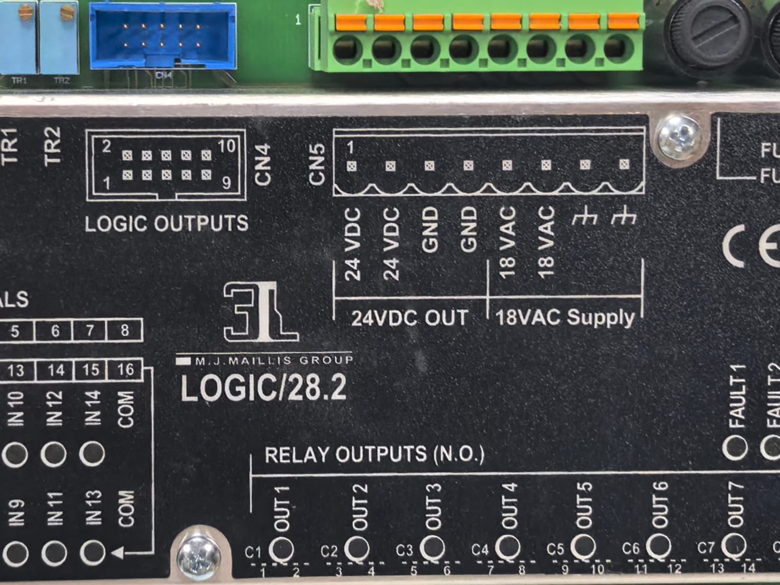 3L M.J MAILLIS LOGIC/28 3L M.J MAILLIS LOGIC/28.2 INPUT TERMINALS 2