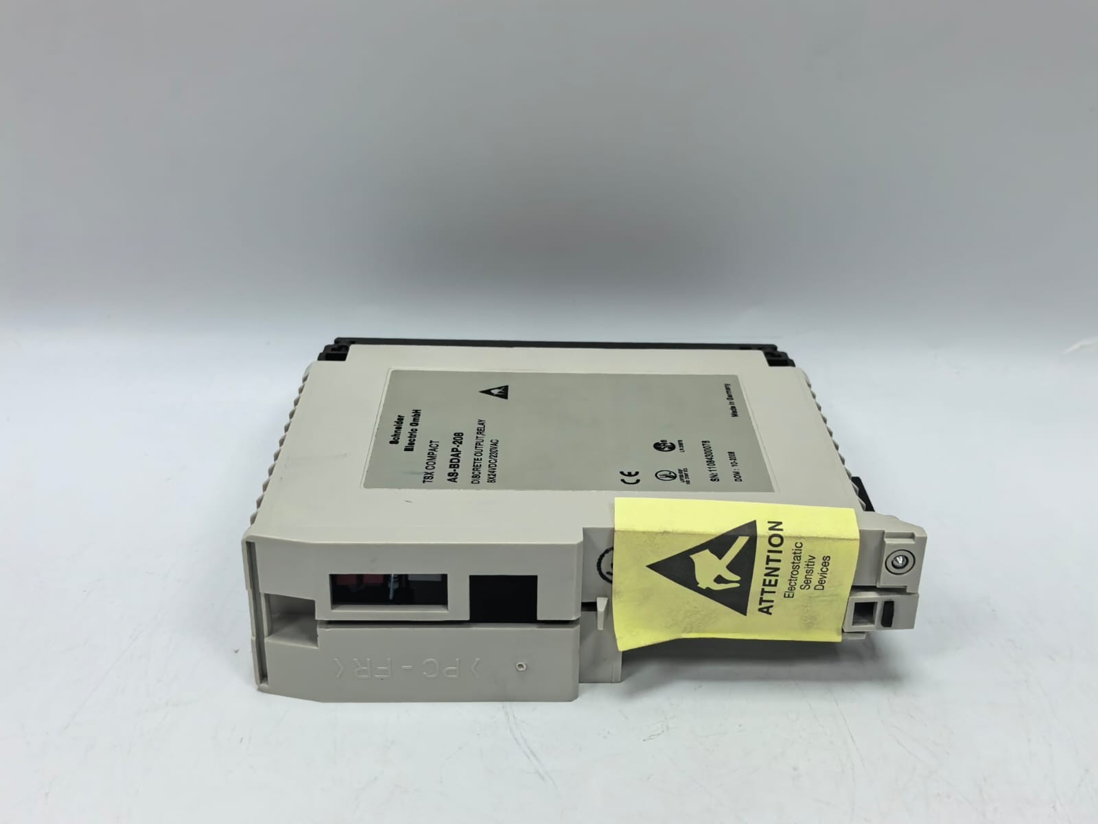 Schneider Electric BDAP-208 SCHNEIDER ELECTRIC TSX COMPACT AS-BDAP-208 DISCRETE OUTPUT,RELAY 8X24VDC/230VAC 8
