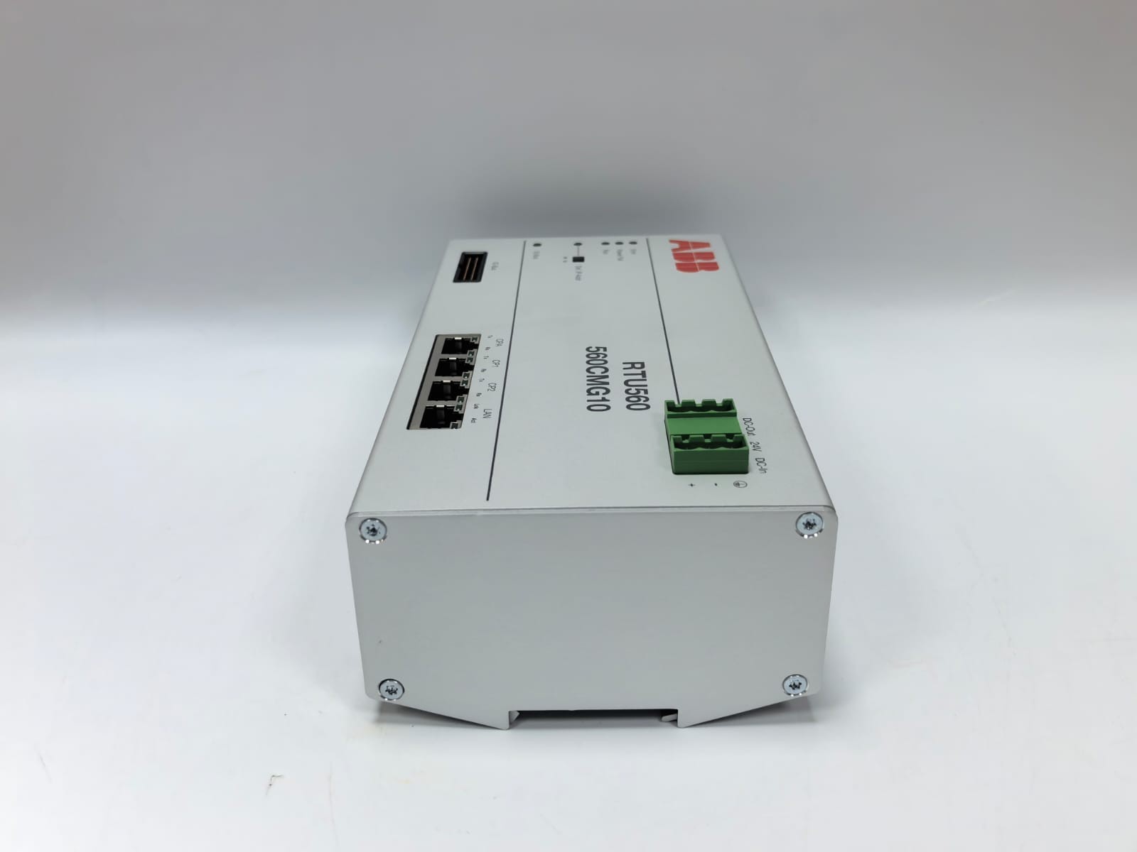 ABB RTU560 ABB RTU560 560MG10 REMOTE TERMINAL UNIT 1KGT017600R0001 9