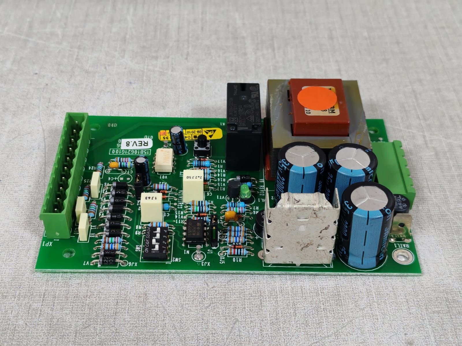 Siemens 15B10621G100 SIEMENS 15B10621G100 REV.8 15C50416 REV.D PRINTED CIRCUIT BOARD 8