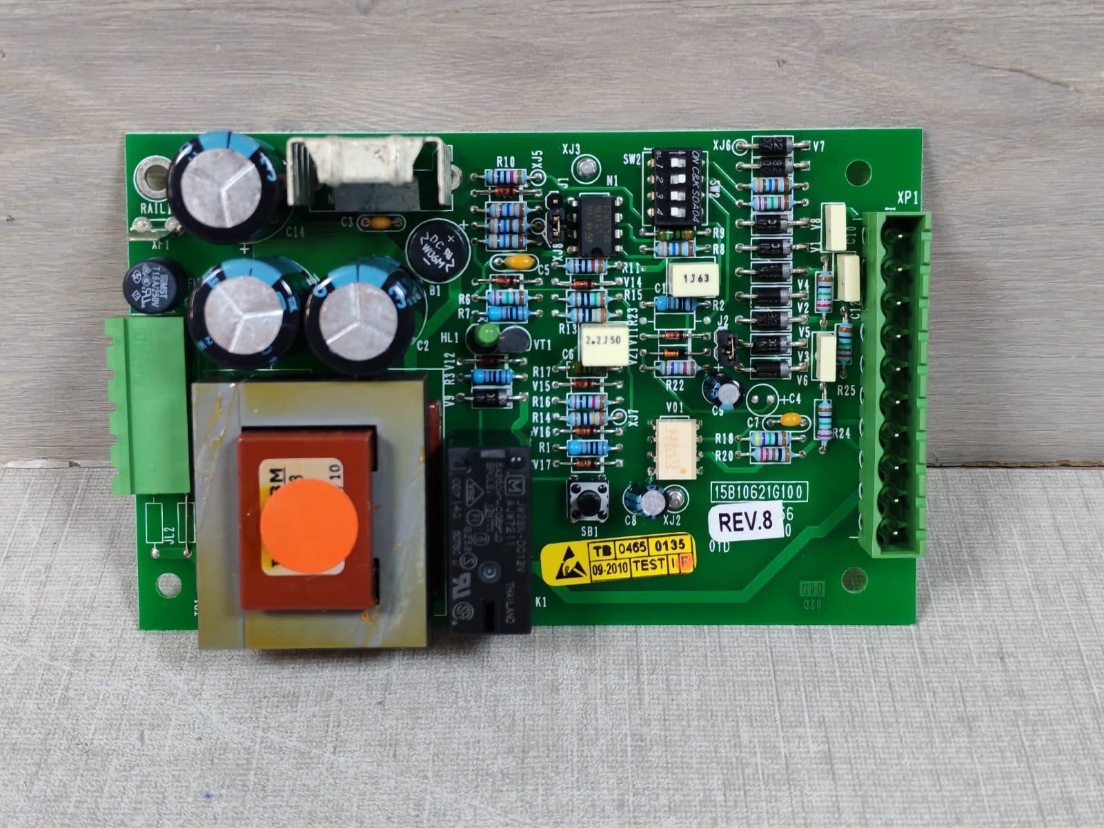Siemens 15B10621G100 SIEMENS 15B10621G100 REV.8 15C50416 REV.D PRINTED CIRCUIT BOARD 10